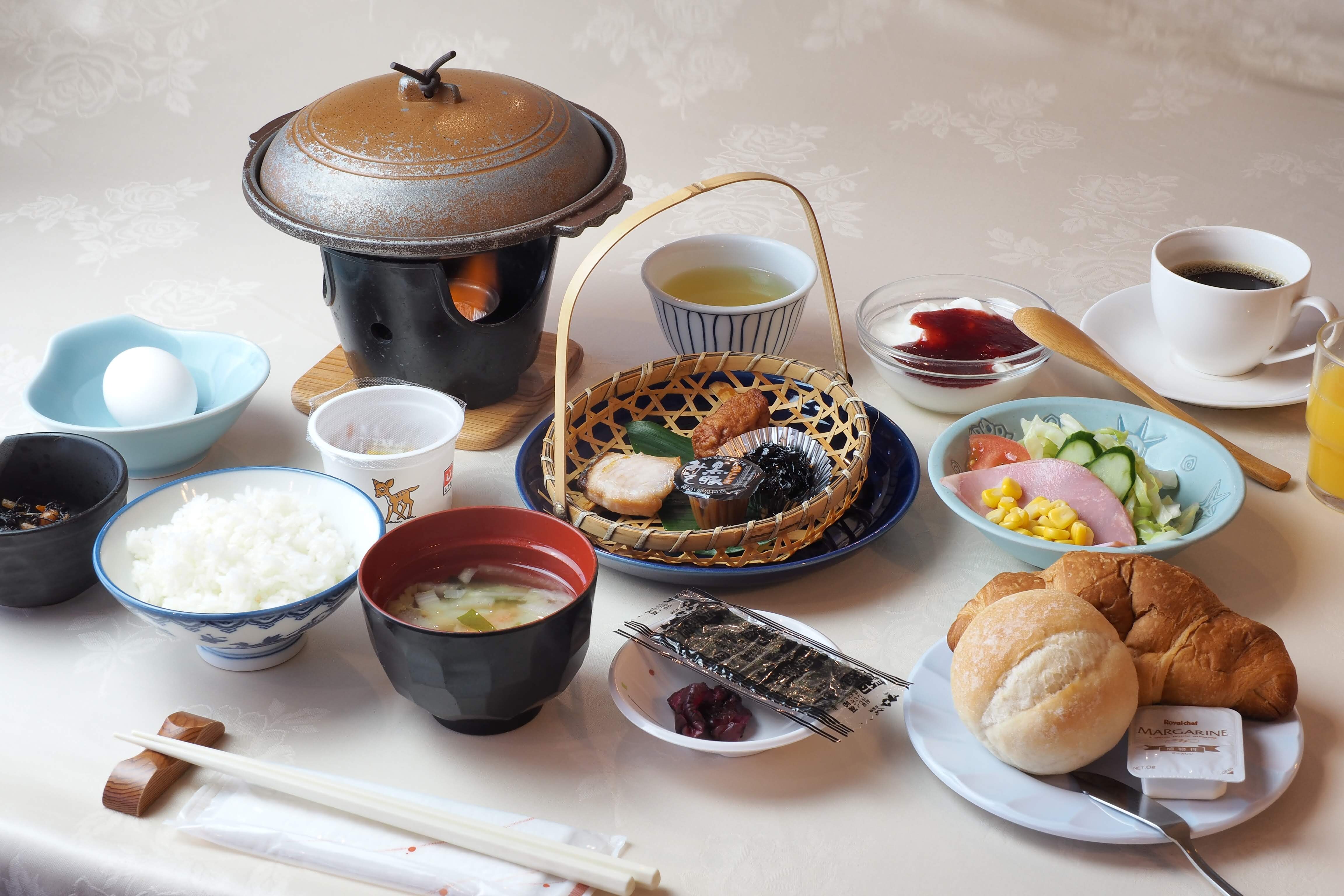 Breakfast Japanese set meal