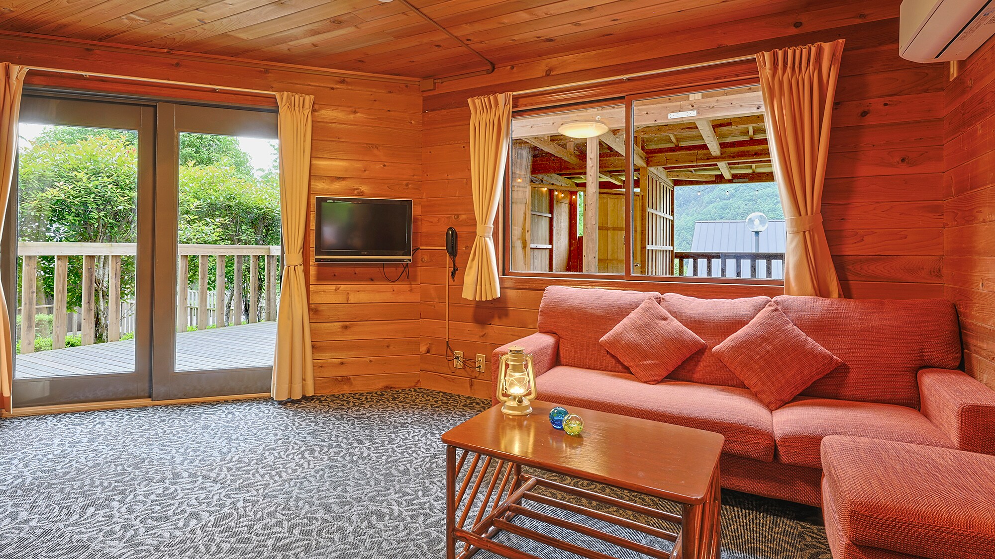 【附桑拿】小屋｜3R+閣樓，半露天浴池