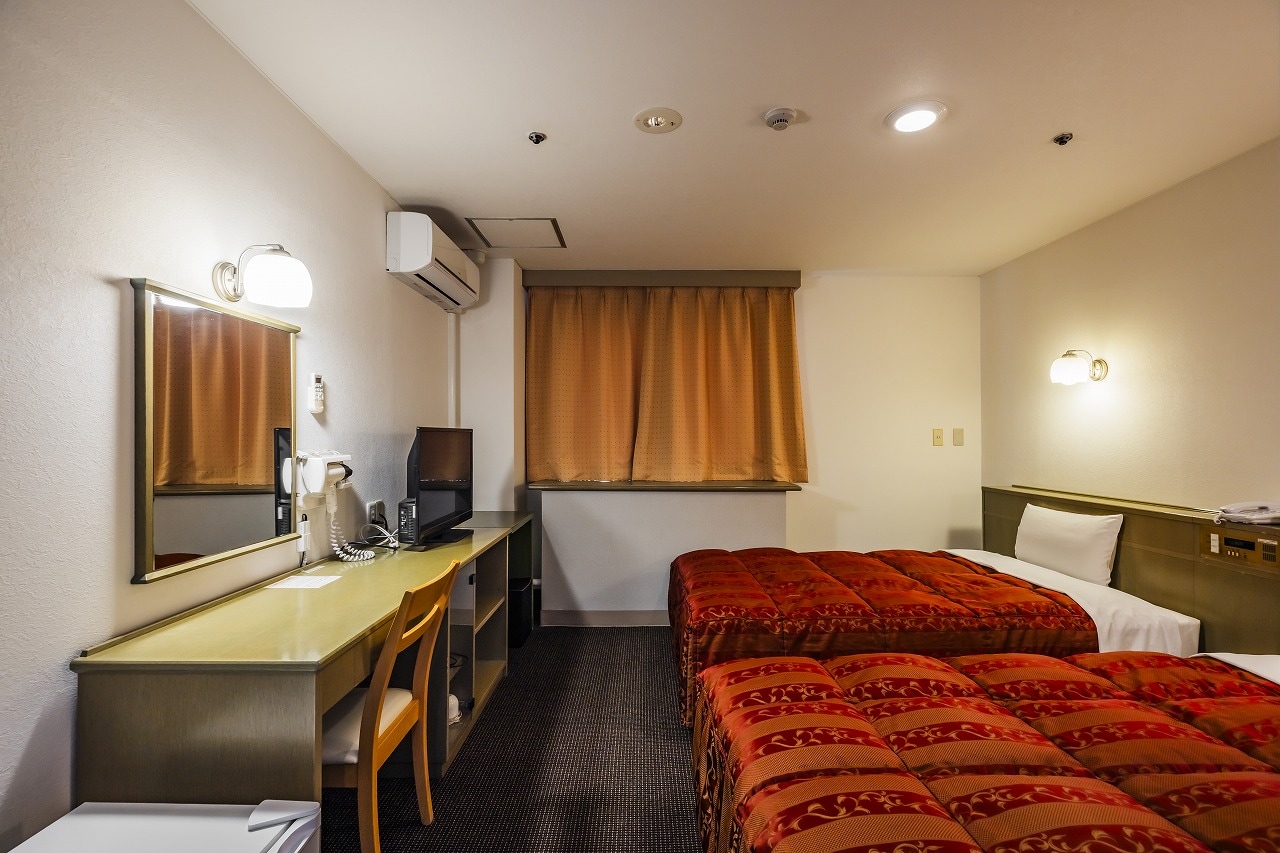 [Guest Rooms] Twin rooms are popular with families and couples