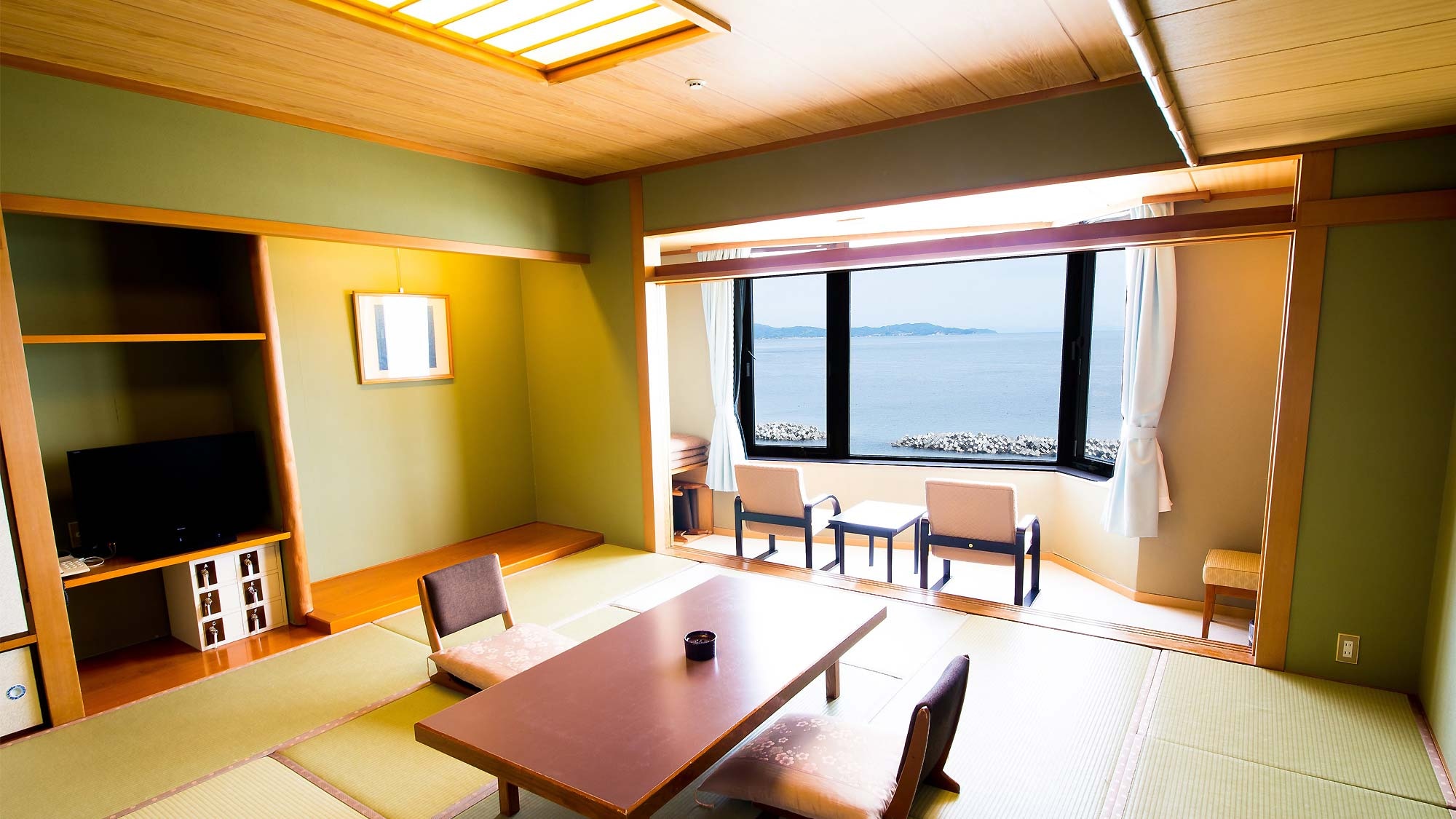 Kamar bergaya Jepang dengan pemandangan laut 12,5 tikar tatami