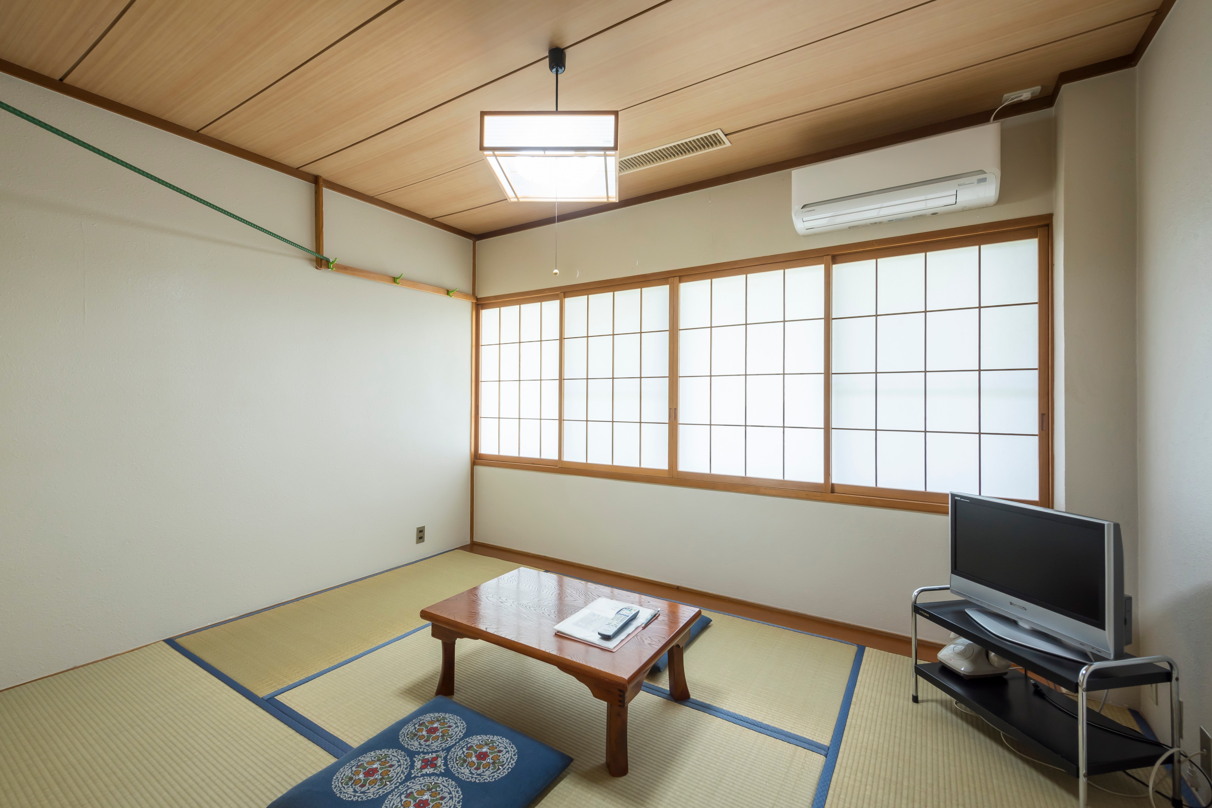 Guest room: 6 tatami room