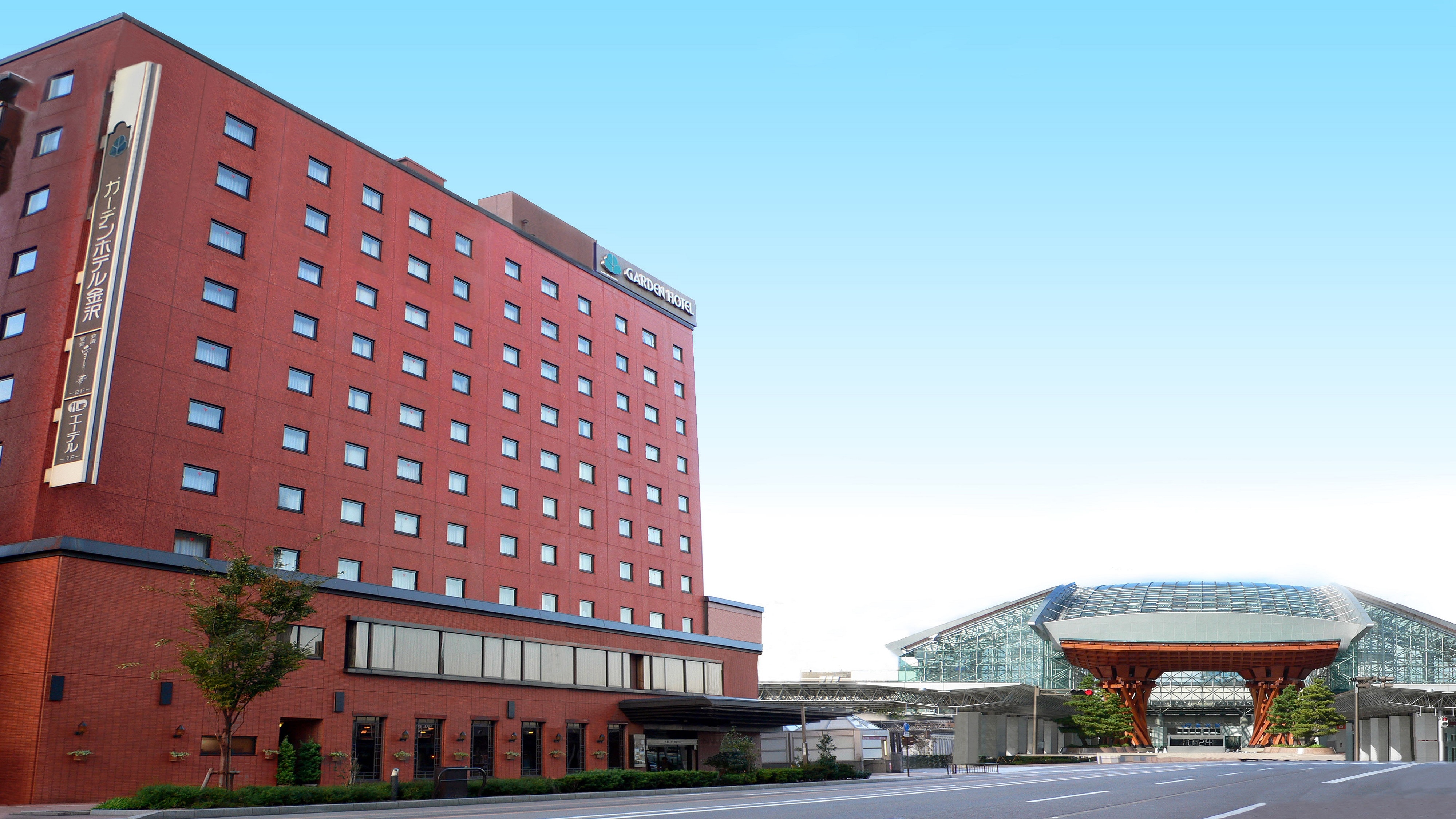Garden Hotel Kanazawa and Kanazawa Station