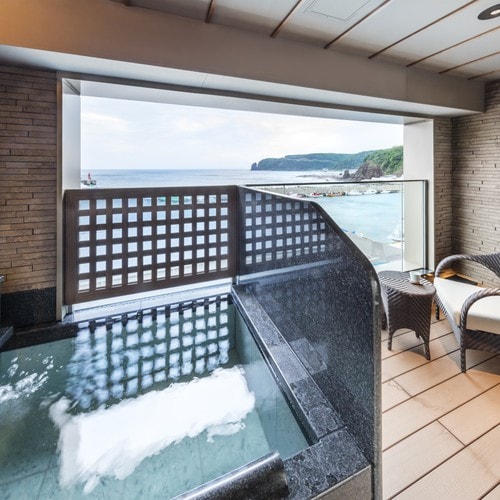 [Guest room] An example of a DX twin with an open-air bath at the Okhotsk Club