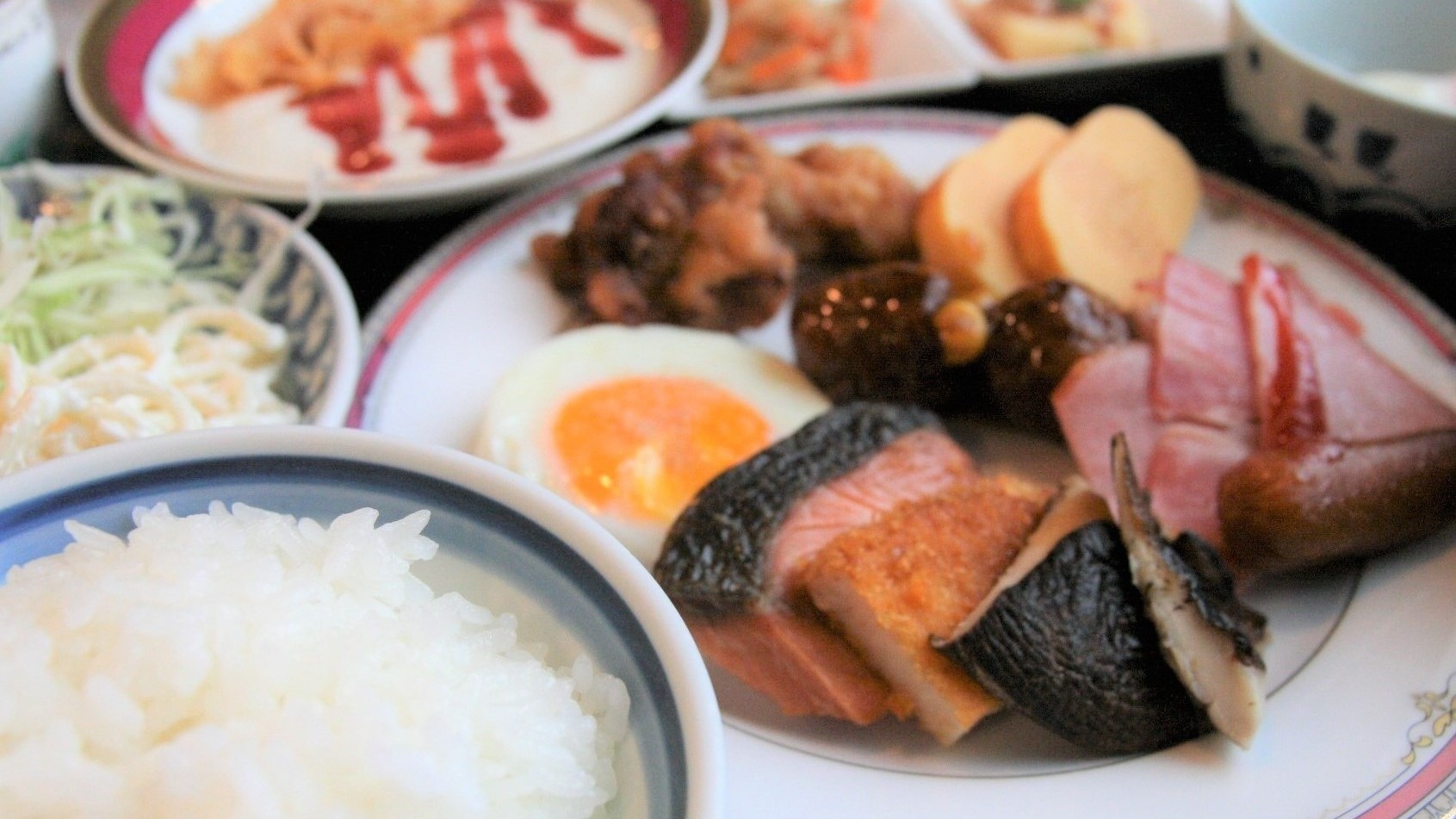 Breakfast serving example ③