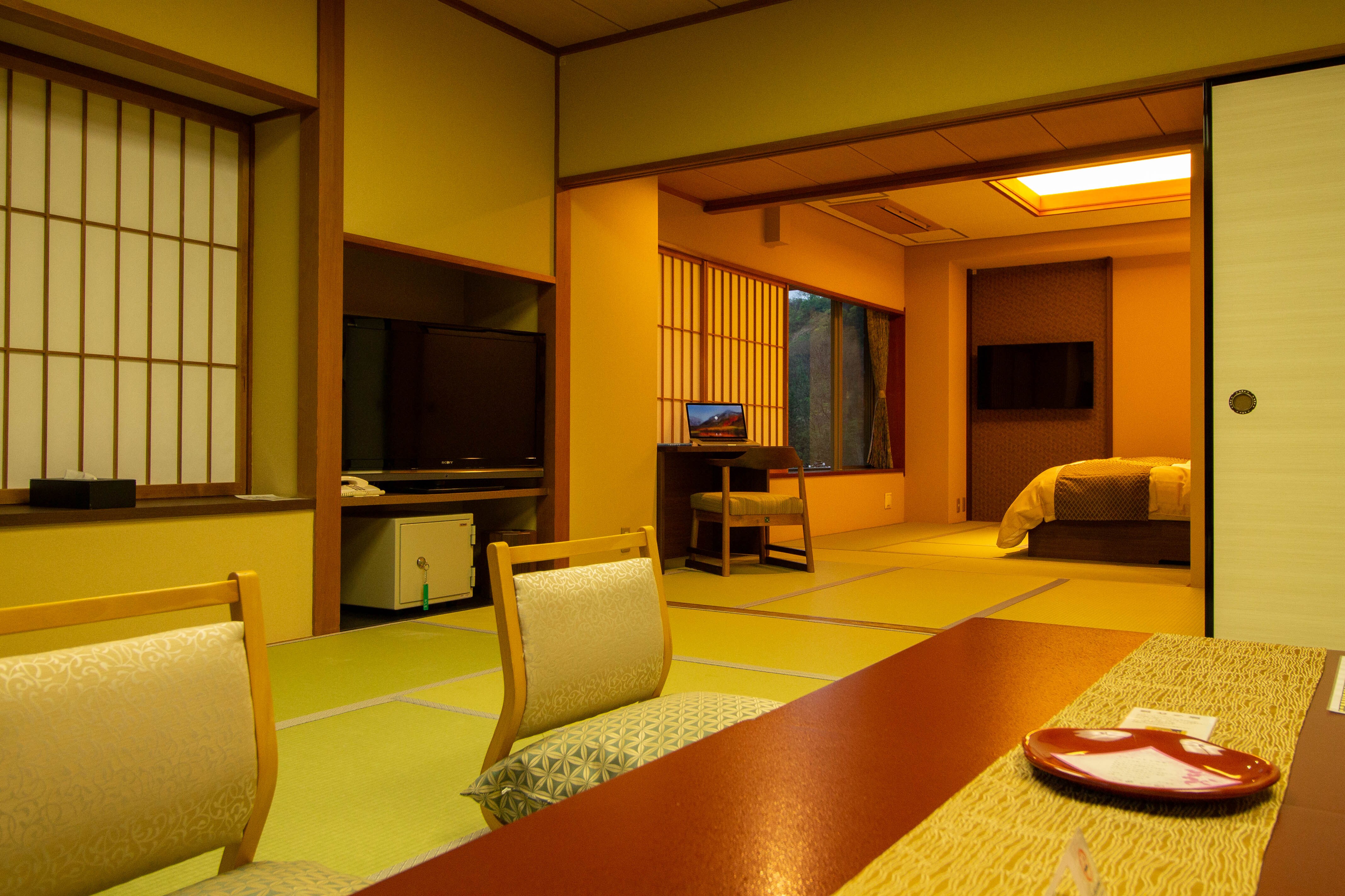 South Building Special Room 311 (with unit bath and 2 toilets)