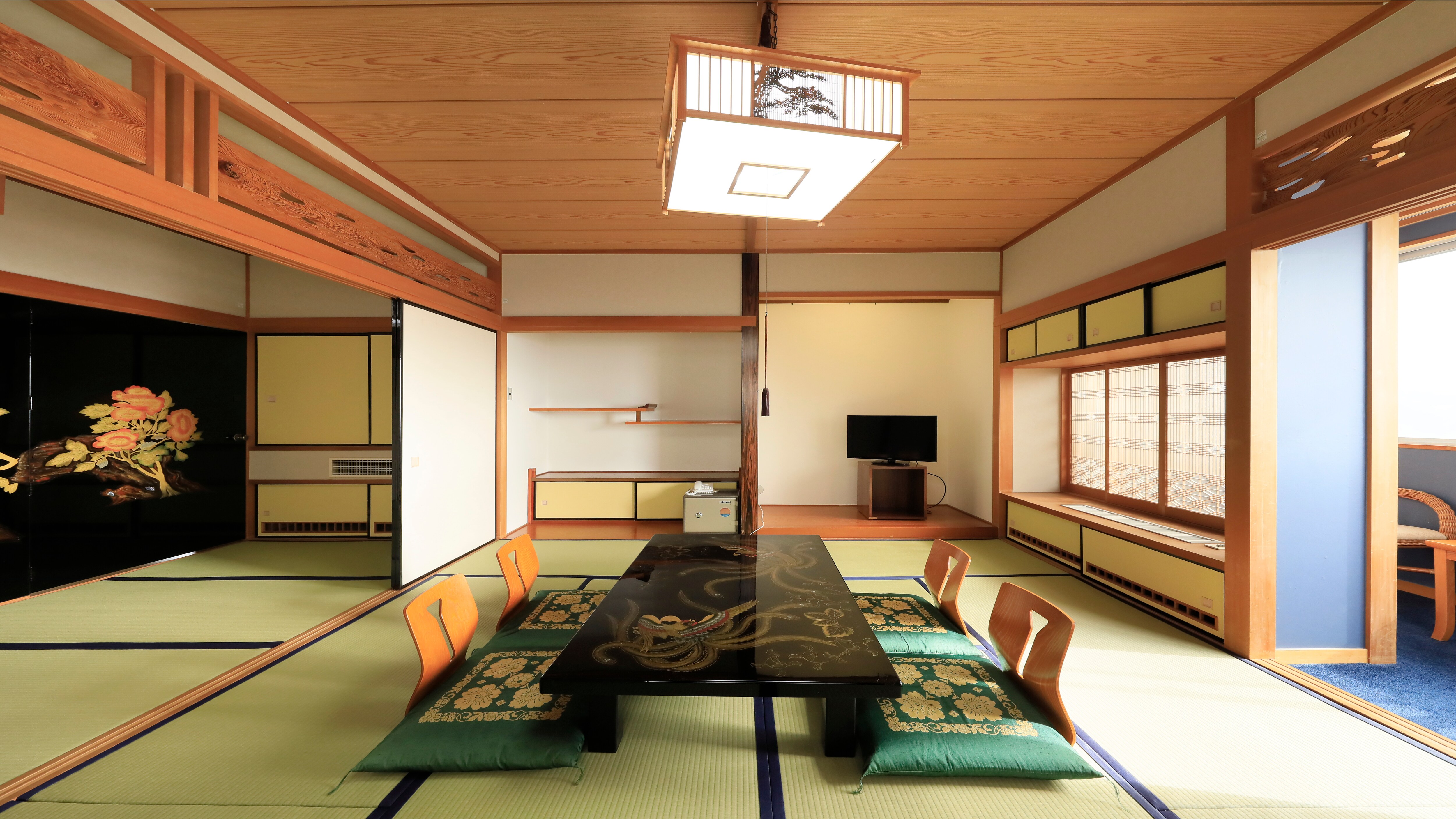 Japanese-style room 17.5 tatami mats