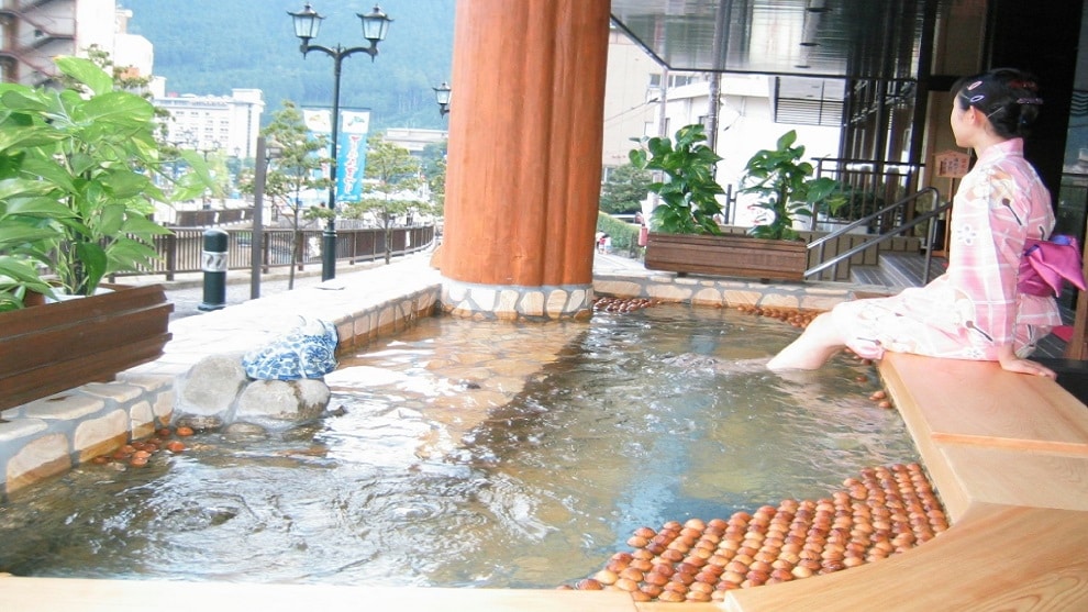 ▲ Elegant foot bath