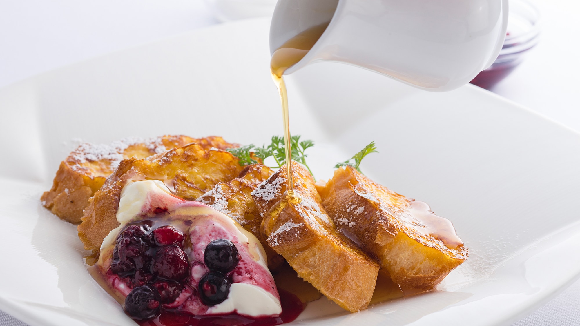 Freshly fluffy French toast with Hyogo Ako chicken eggs and Awajishima milk at the breakfast buffet.