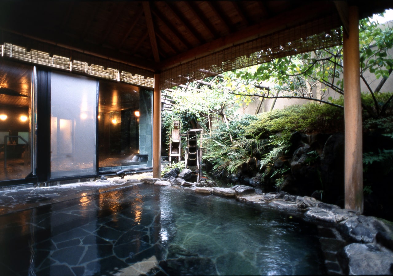 Open-air bath (rock bath) 2021.06