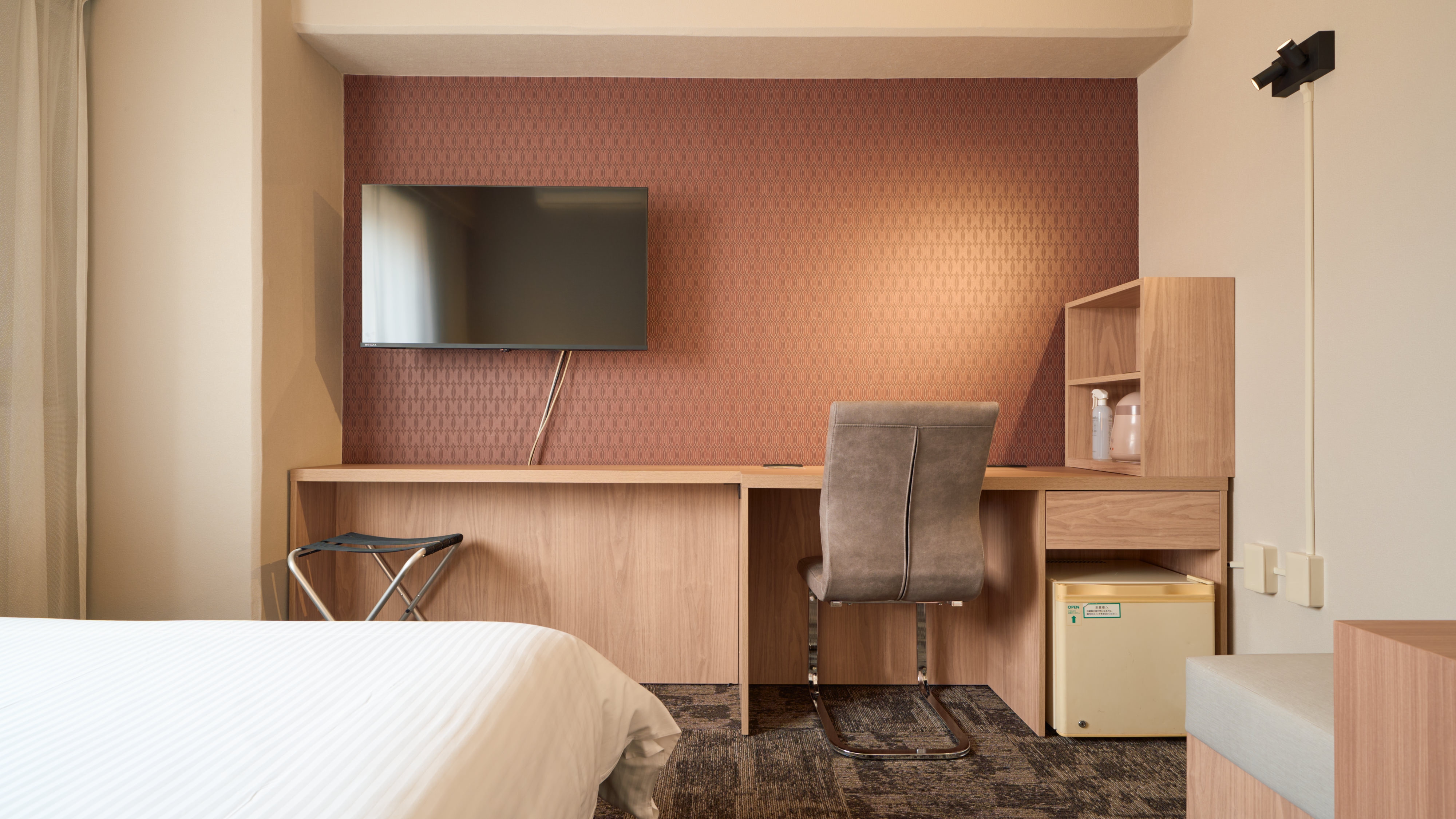 Kamar Deluxe Baru (Direnovasi)