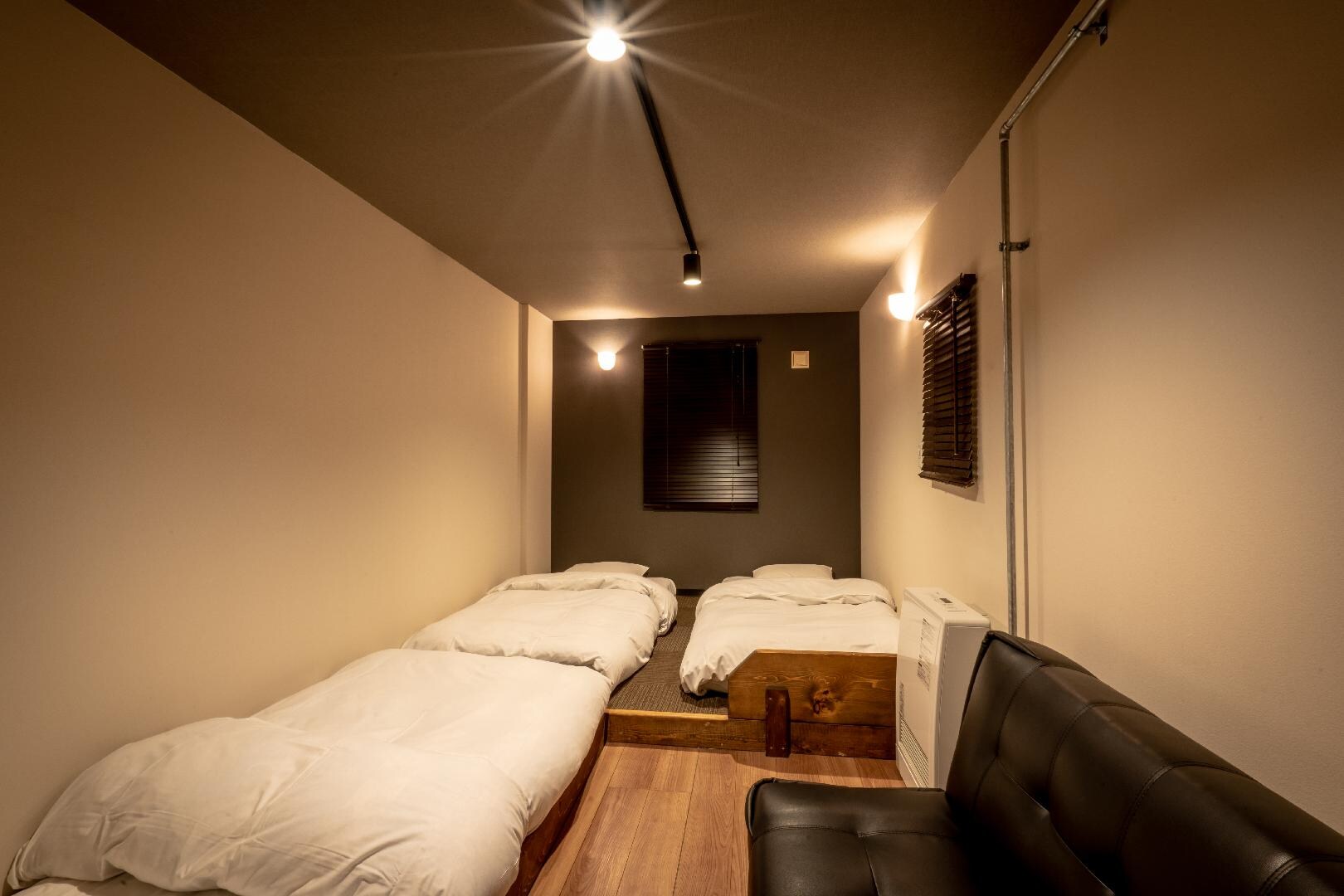 deluxe family room