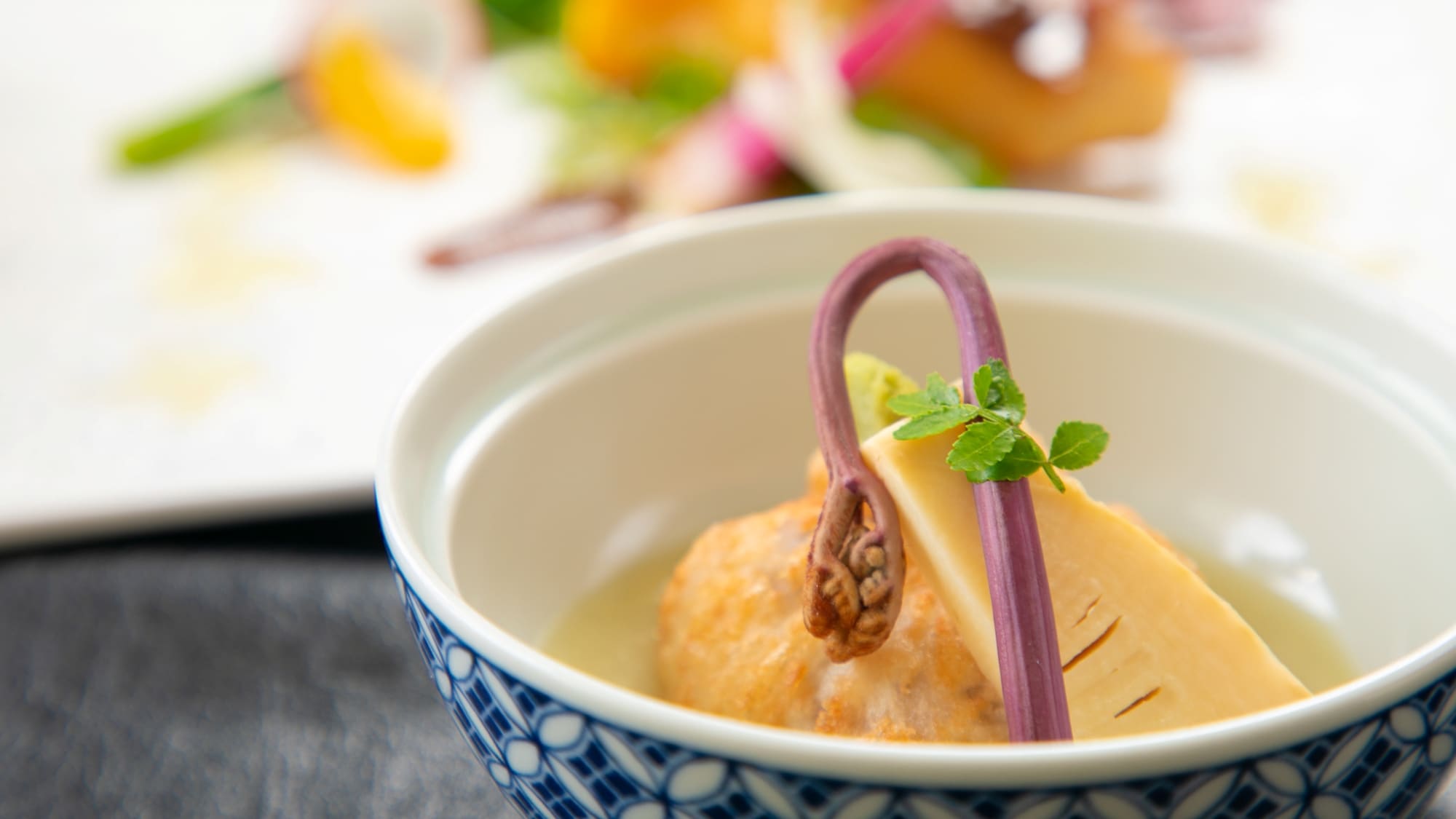 Hoteiya的食物是當地生產的，供當地消費。