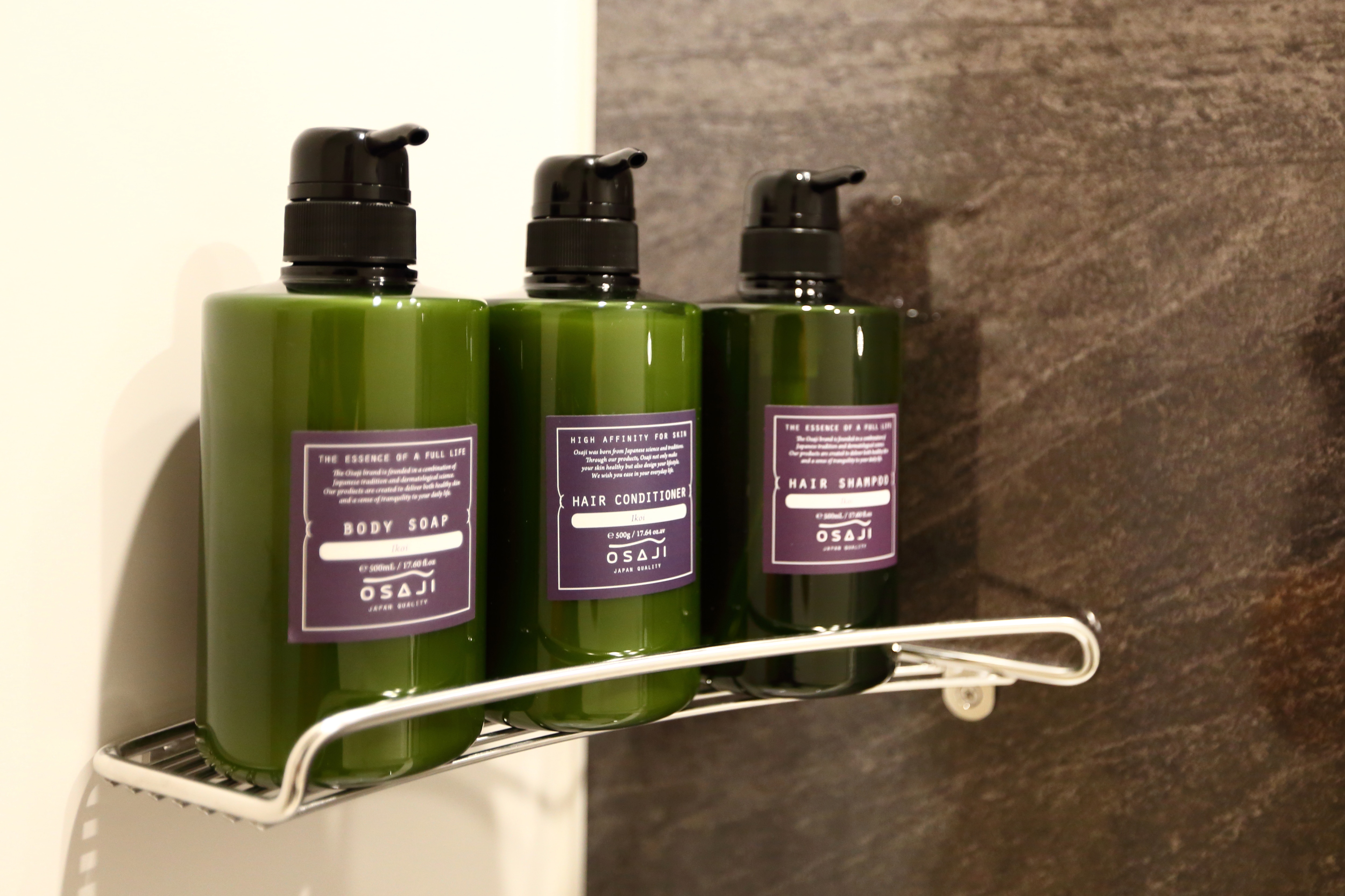 [Suite room only] "OSAJI" shampoo, conditioner, body soap