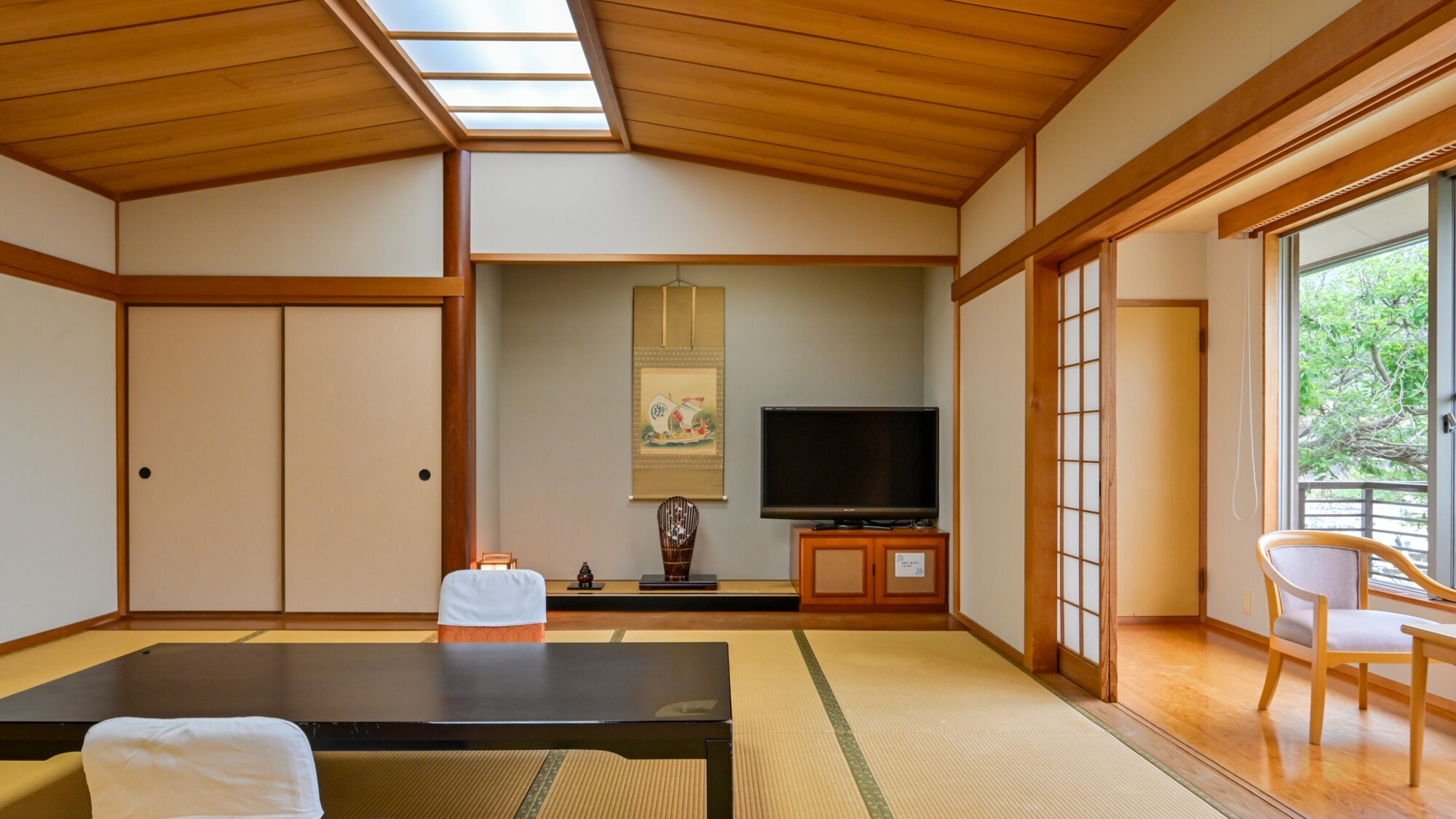 Sakura (Japanese-style room) River view