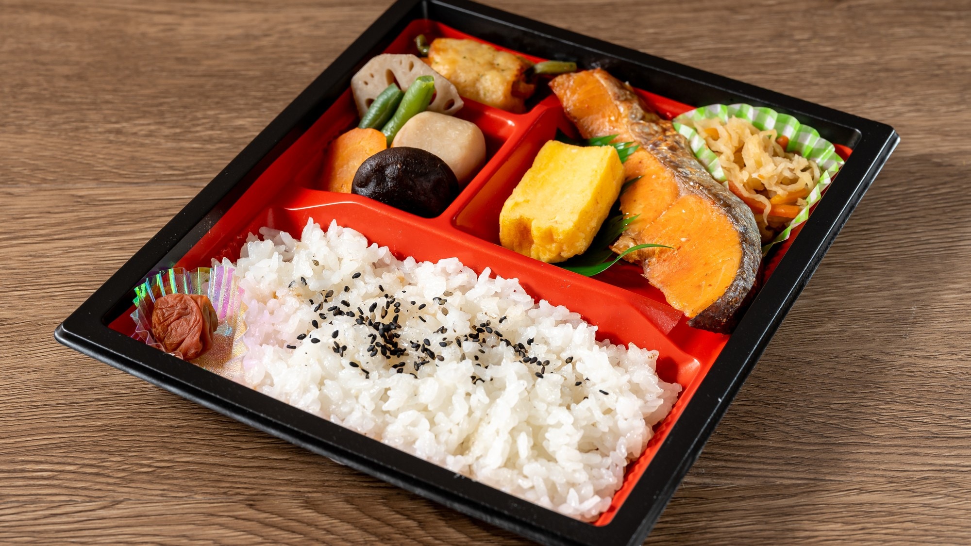 Grilled salmon bento image (frozen bento)