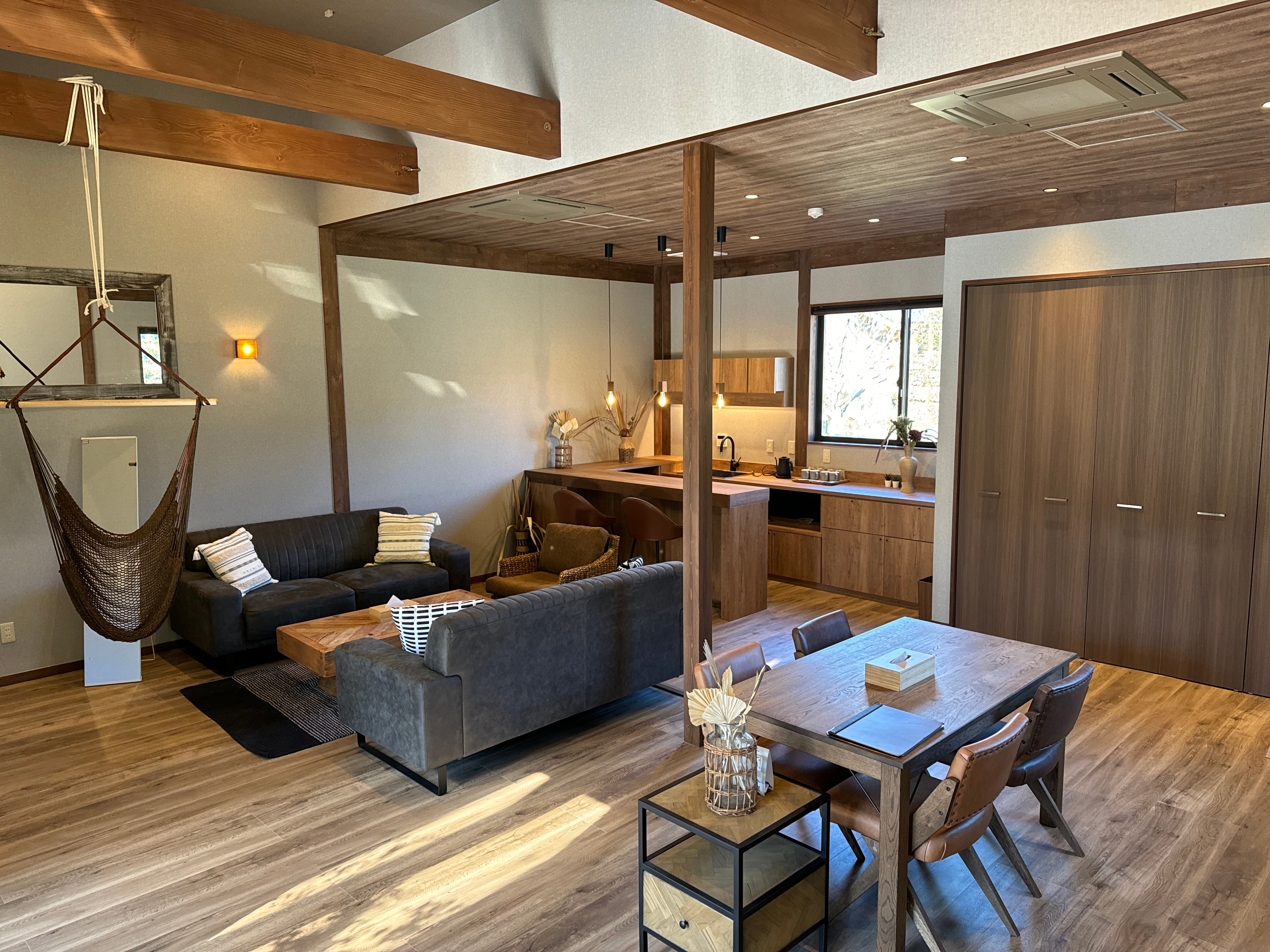 Interior Zelkova
