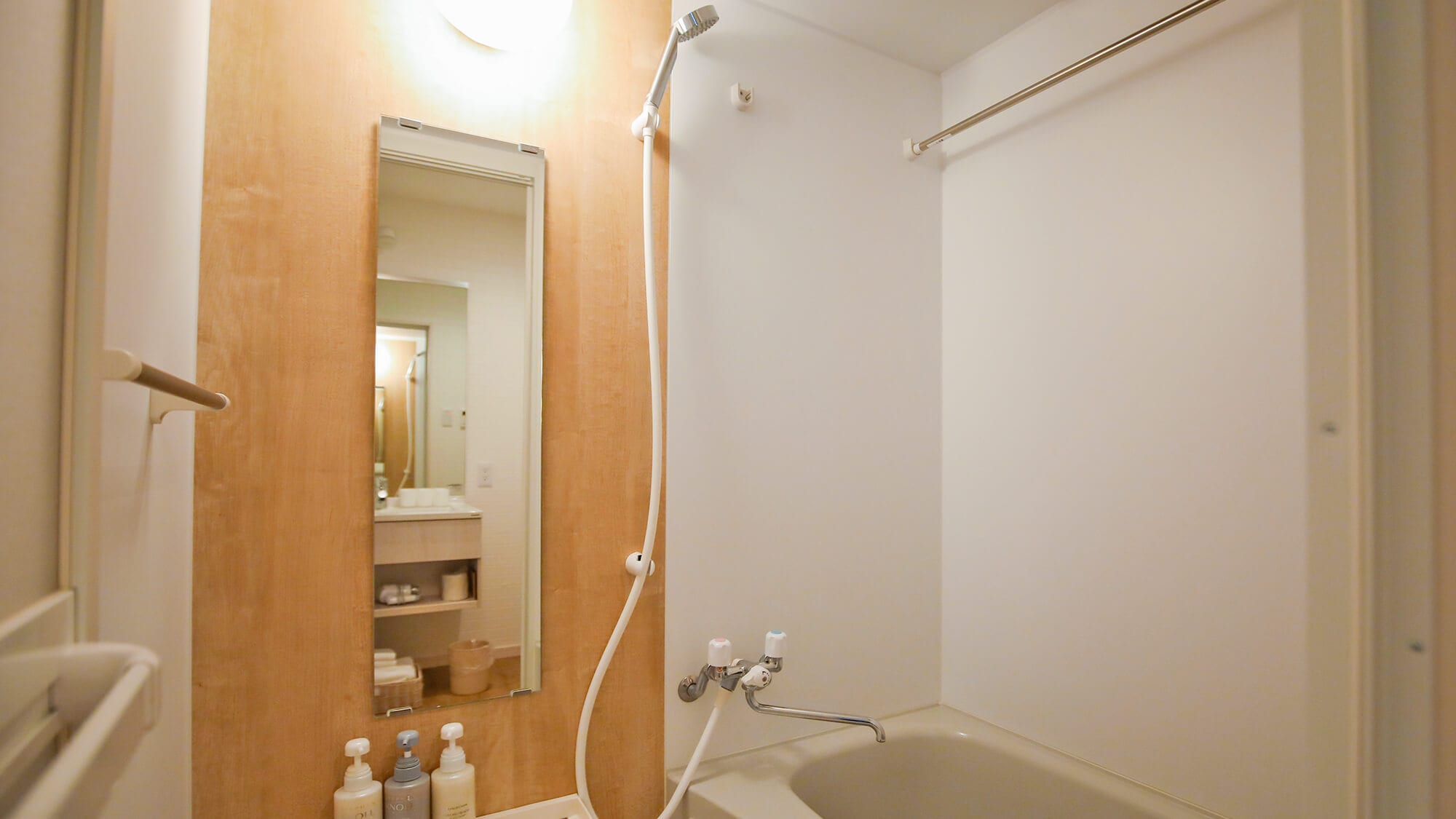 ◆ Triple Room --Bathroom
