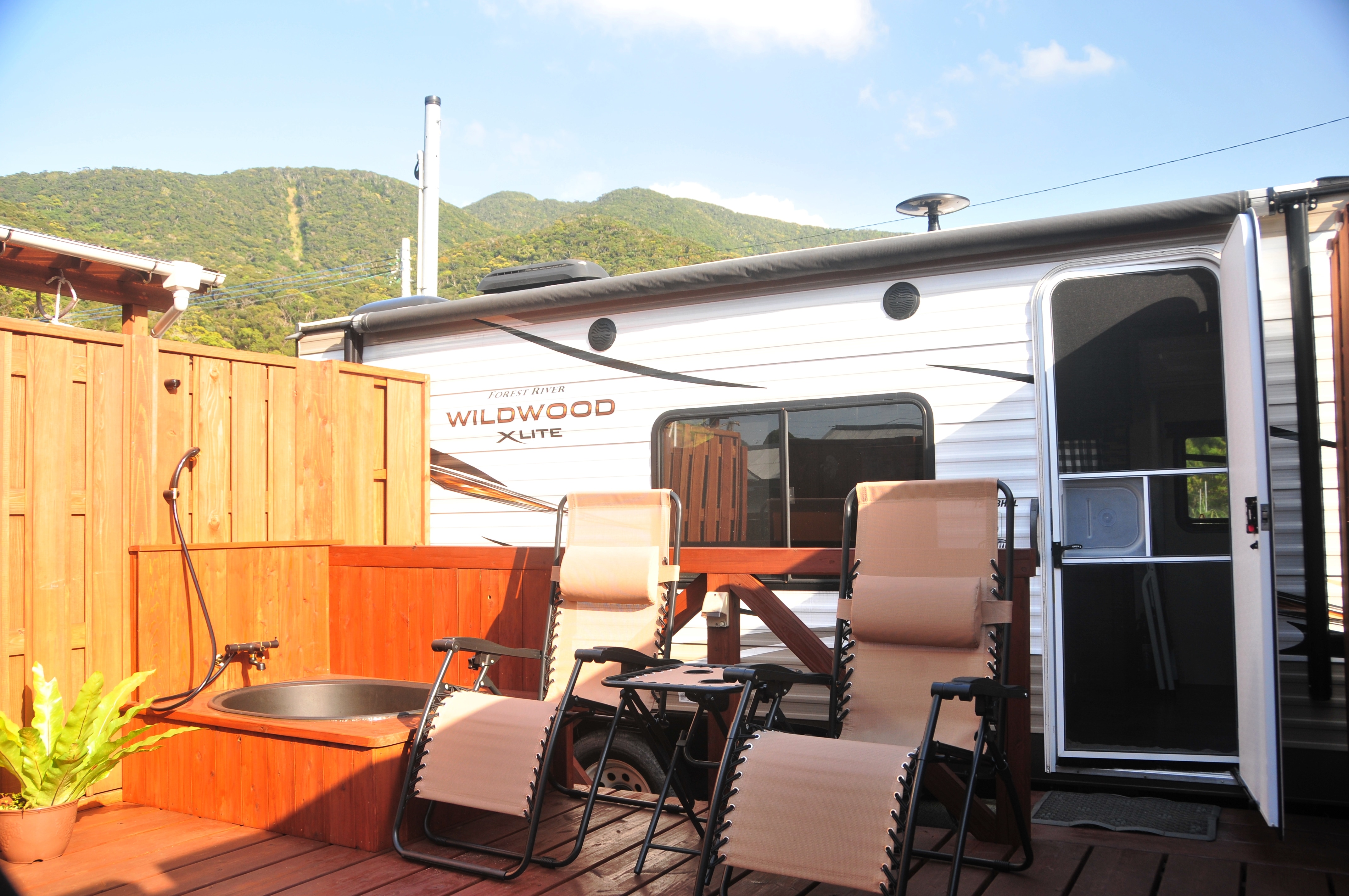 Wood deck for room 2
