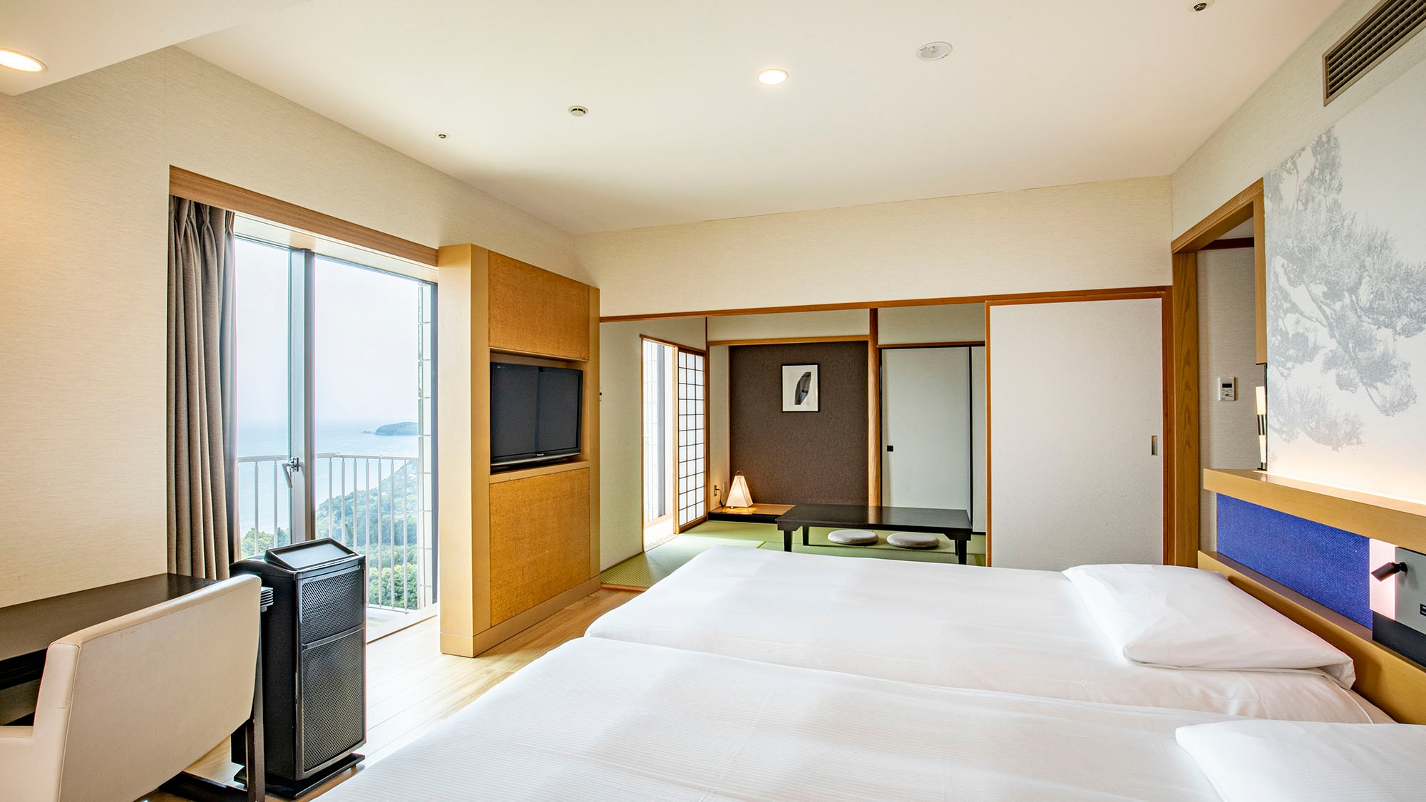 Japanese Corner Suite