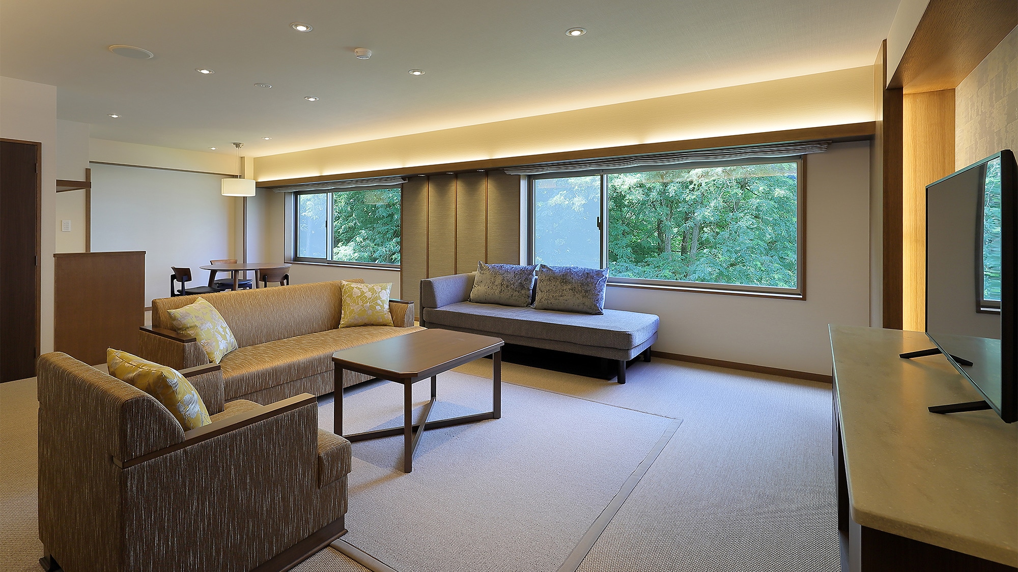 NEW OPEN LUXURY SUITES IN DECEMBER 2023