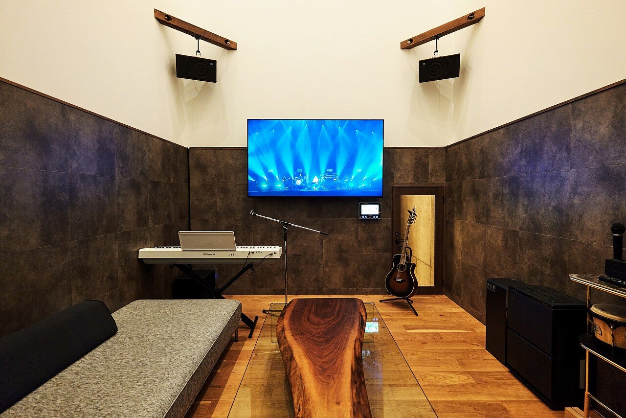Miyama Terrace New Building In the Breeze Karaoke Room