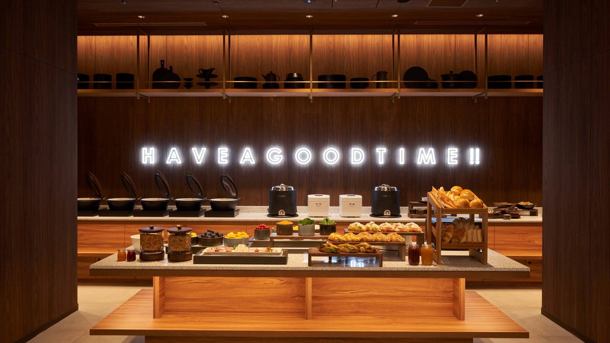 [Restaurant] Business hours: 7:00-10:00 *Business hours are subject to change depending on the situation.