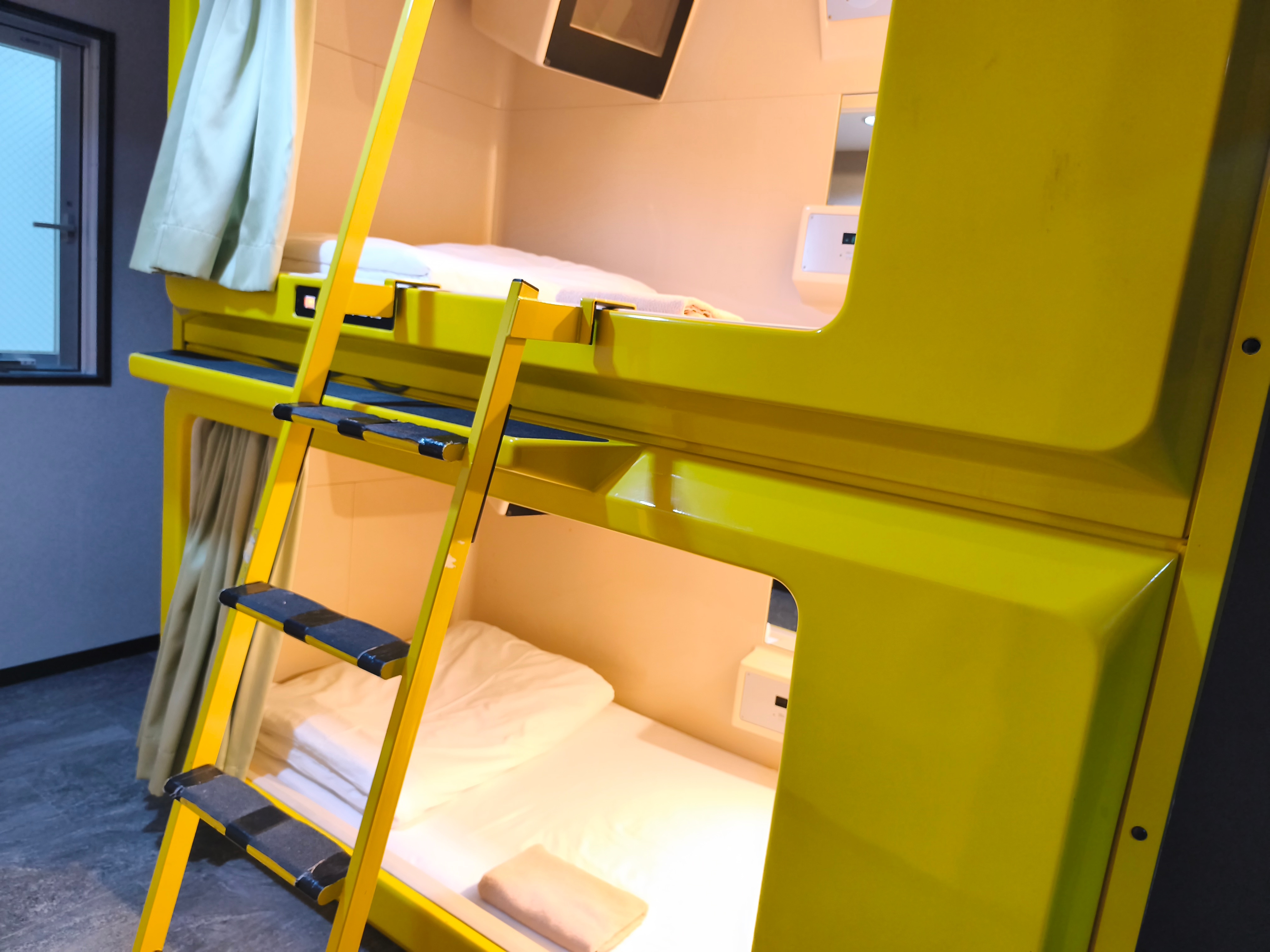 Capsule twin [renovated]