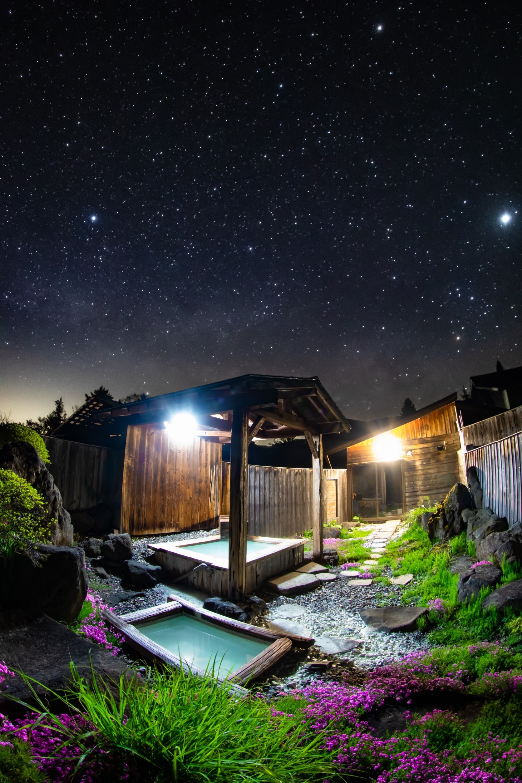 Stars and open-air bath