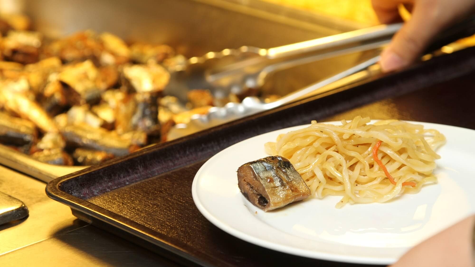 ■Breakfast buffet - set menu may also be available.