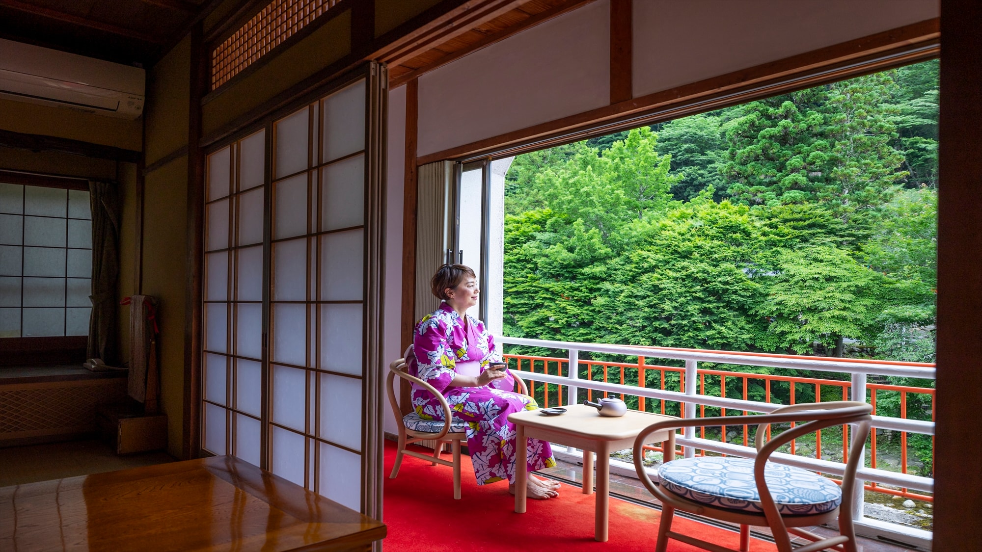 [1F] Riverside Japanese-style room 14 tatami mats (6 tatami mats + 8 tatami mats) (no toilet)