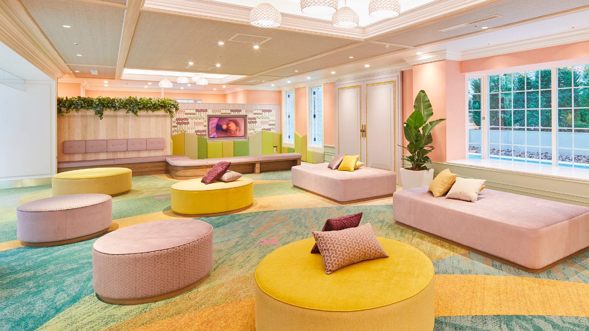 〇 3樓大廳的休閒空間（Rainbow Lounge）