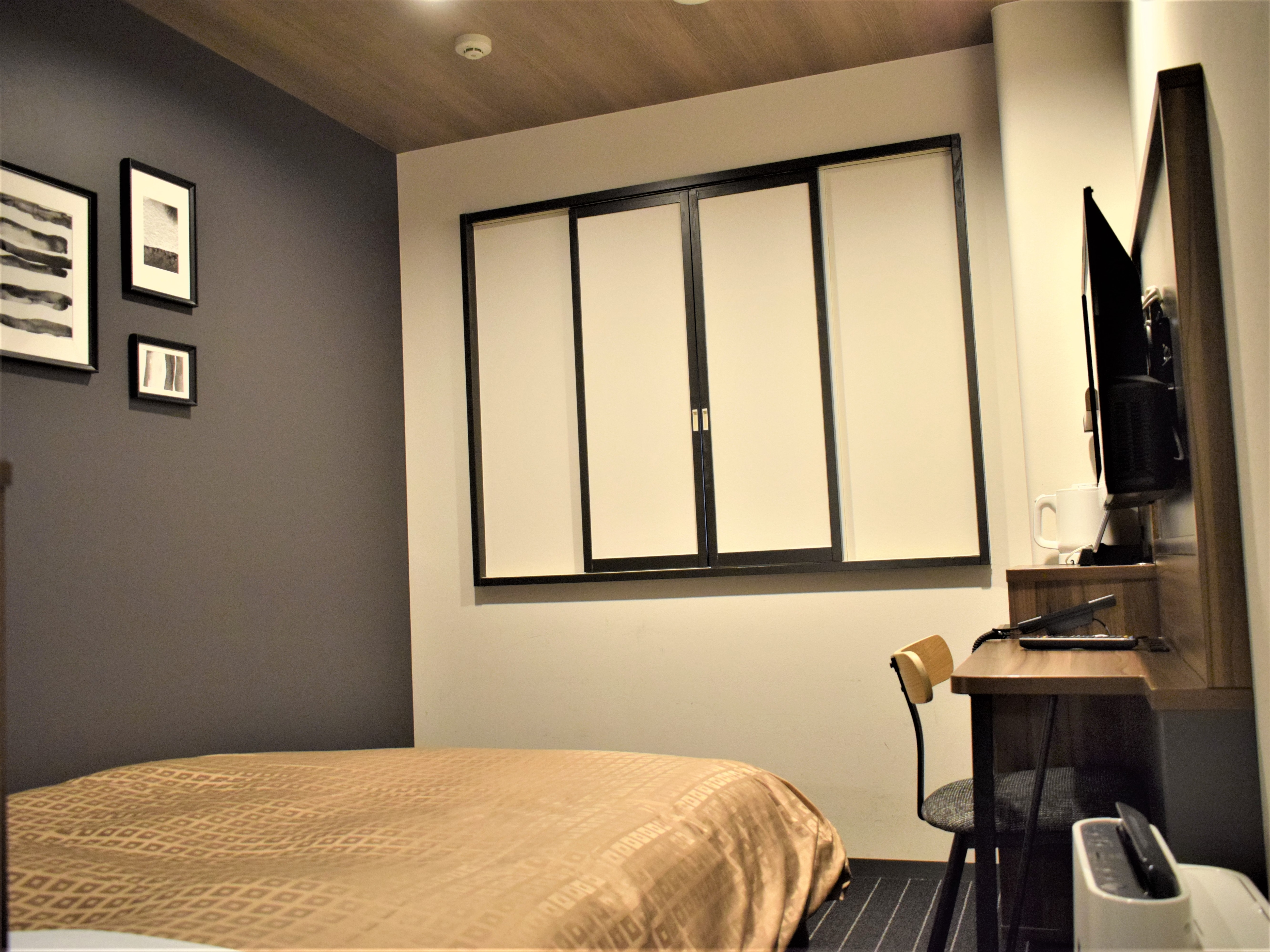 [Guest room] Double room ③ Area 12.1㎡ ~ 12.8㎡ Bed width 140cm