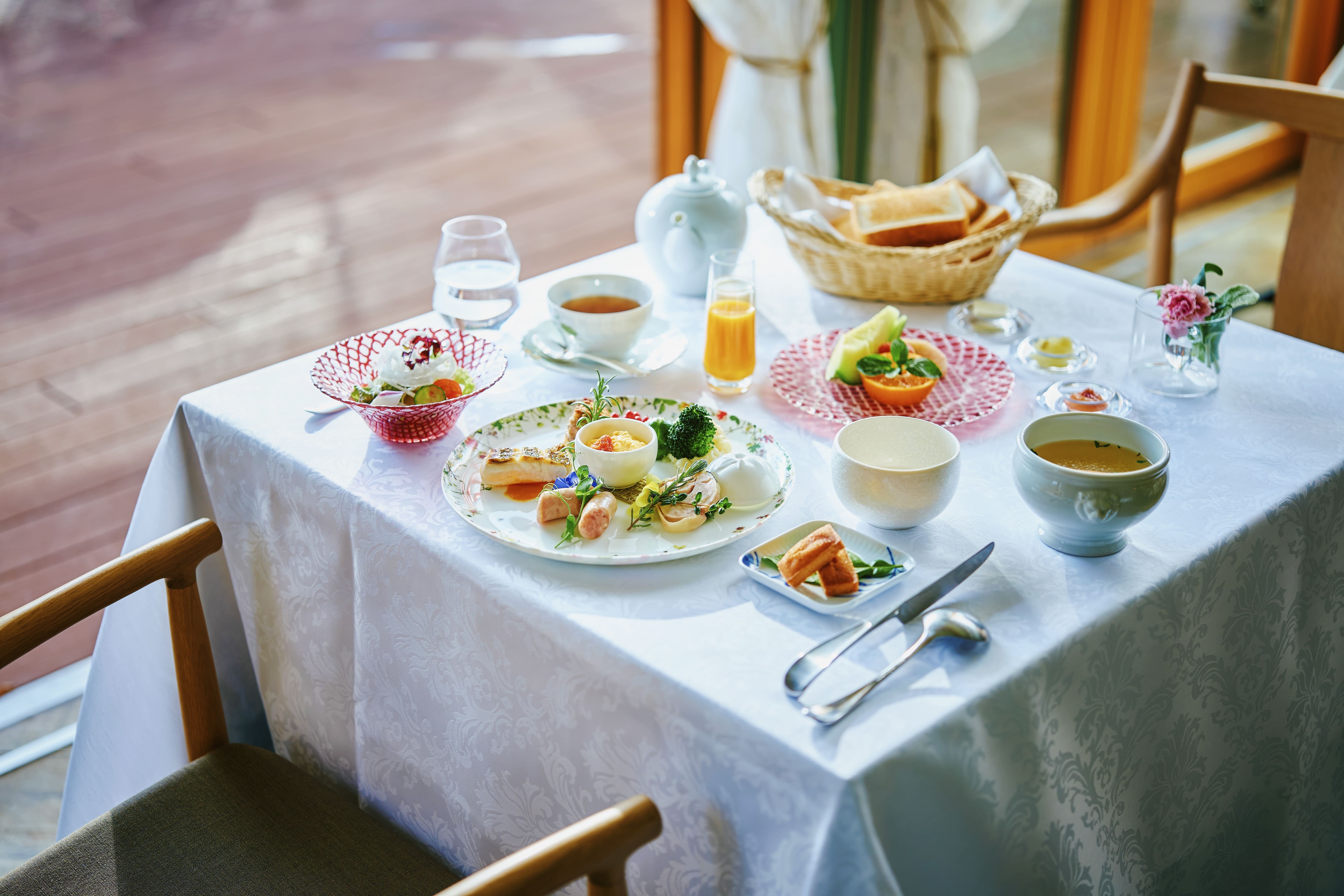 Breakfast made with plenty of freshly picked ingredients