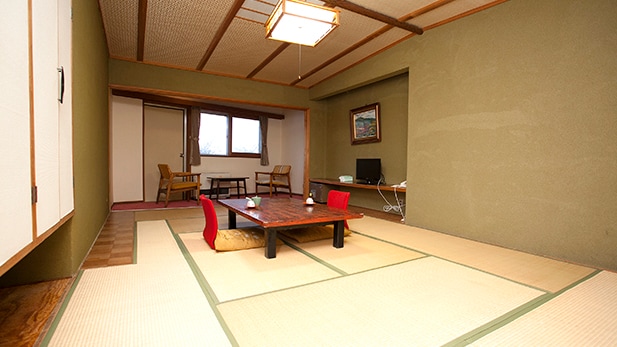 [Japanese-style room]