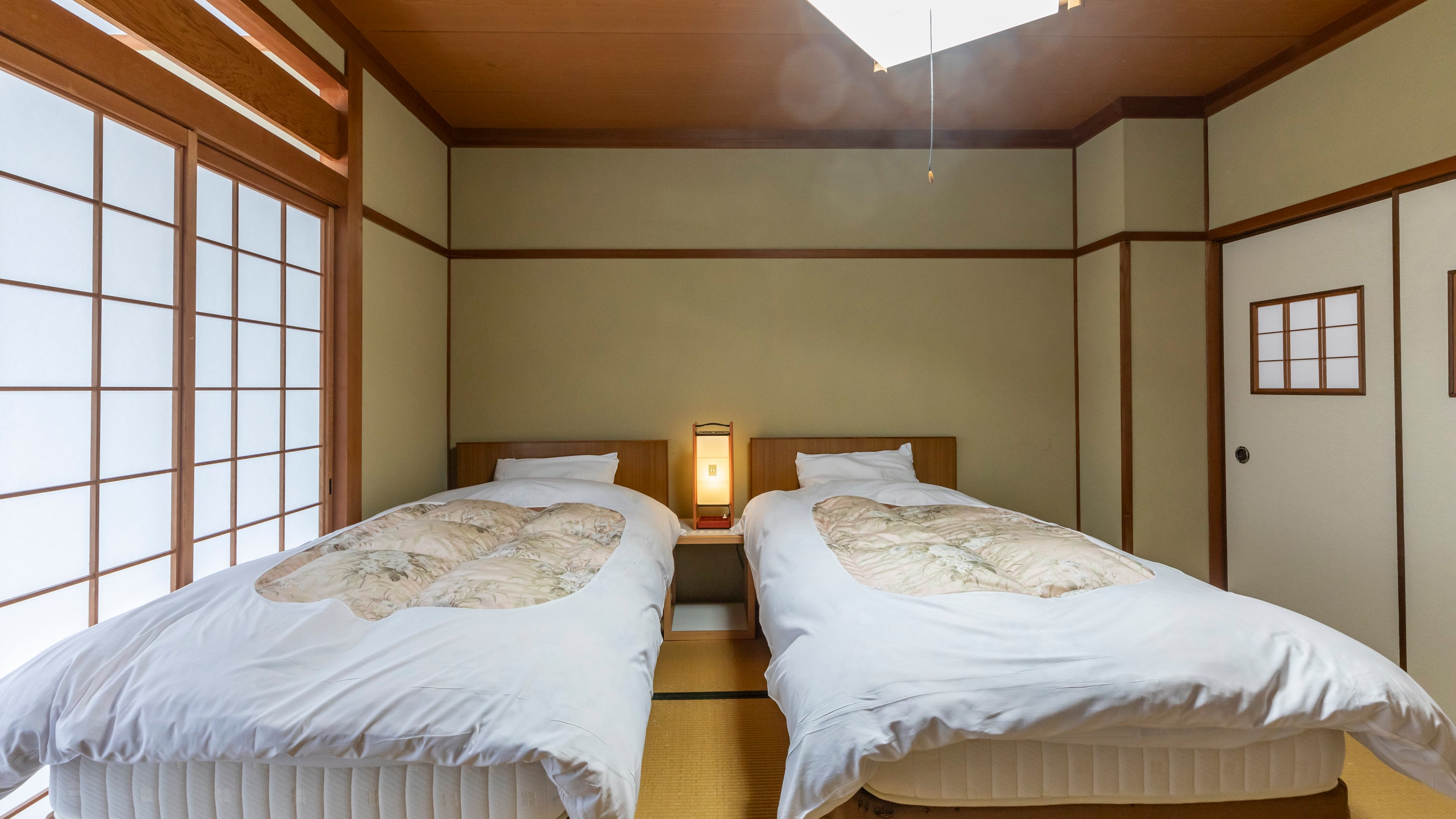 [Non-smoking] Japanese-Western twin room