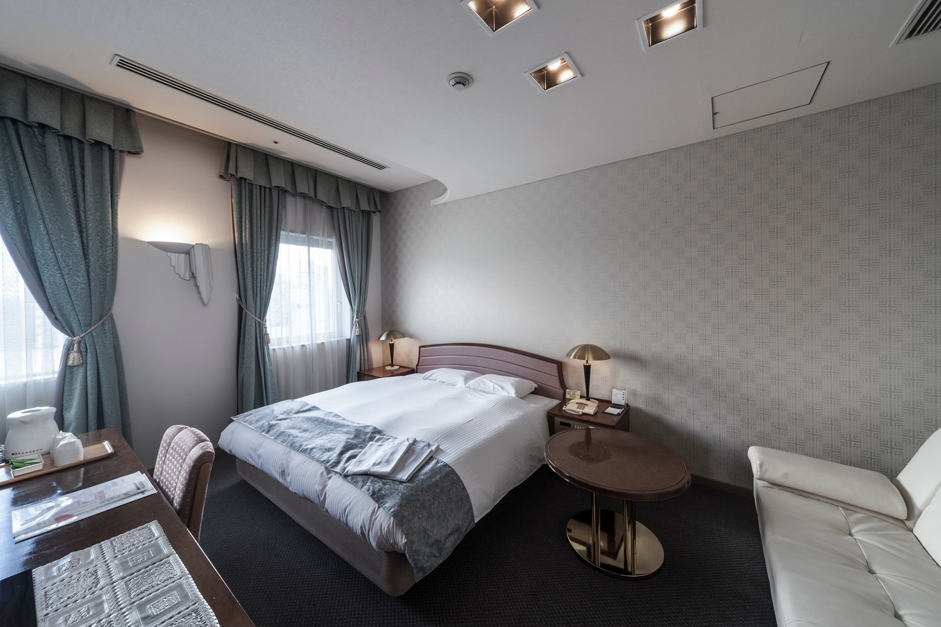 Deluxe double room (example)