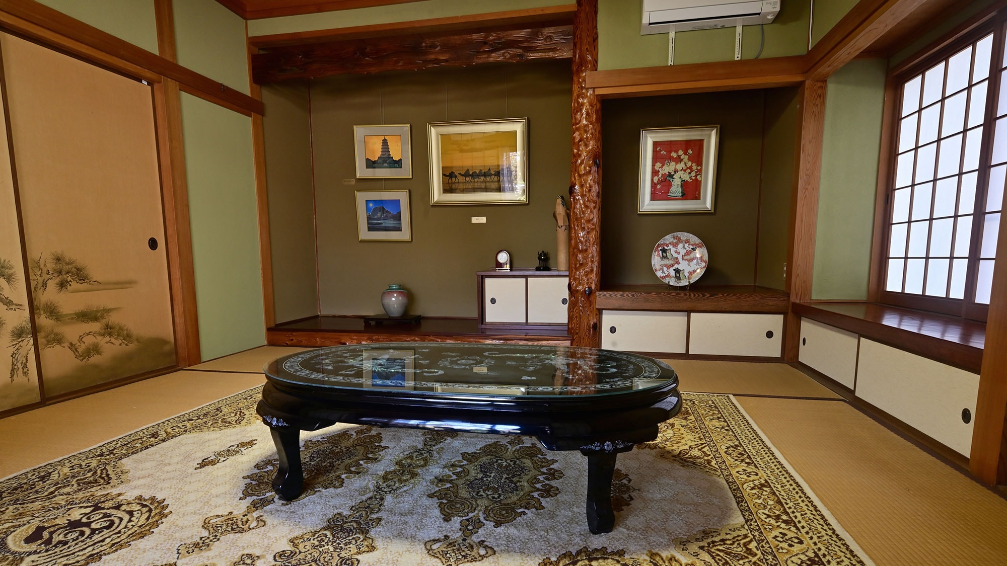 ・8張榻榻米日式房間