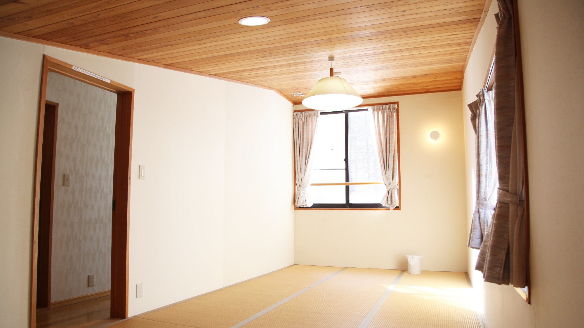 ・Shionboshi 2nd floor Japanese-style room
