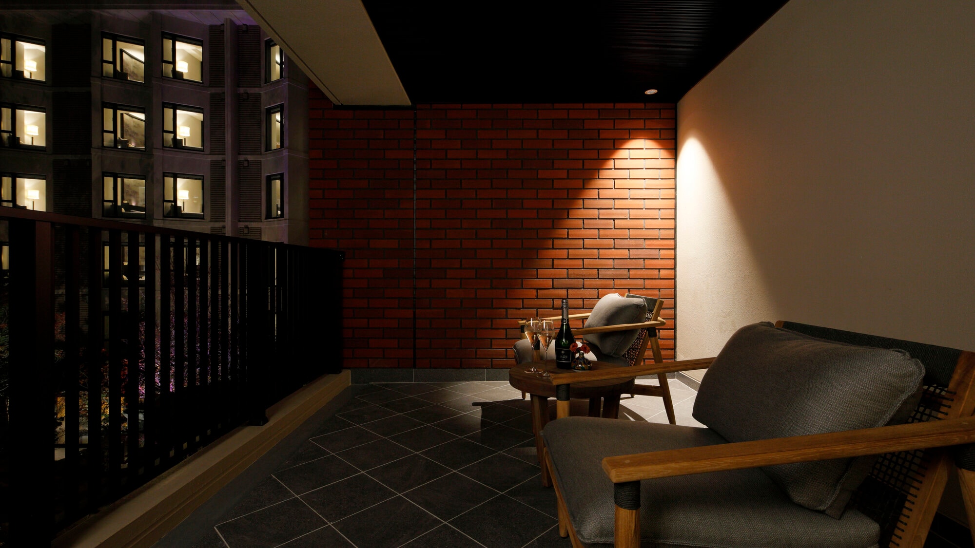 【balcony】