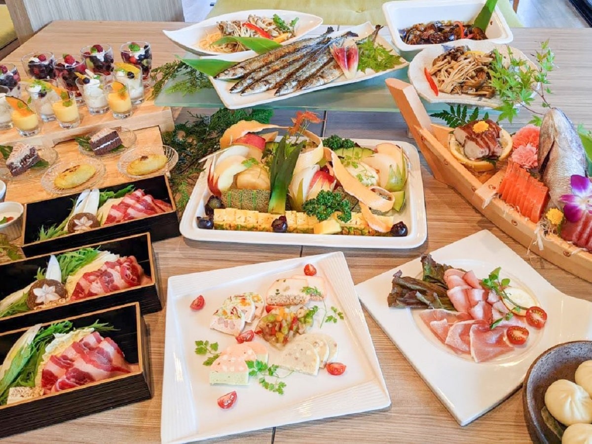 Thực đơn buffet đã được thay đổi hoàn toàn! Nhiều món tráng miệng đã được nâng cấp!