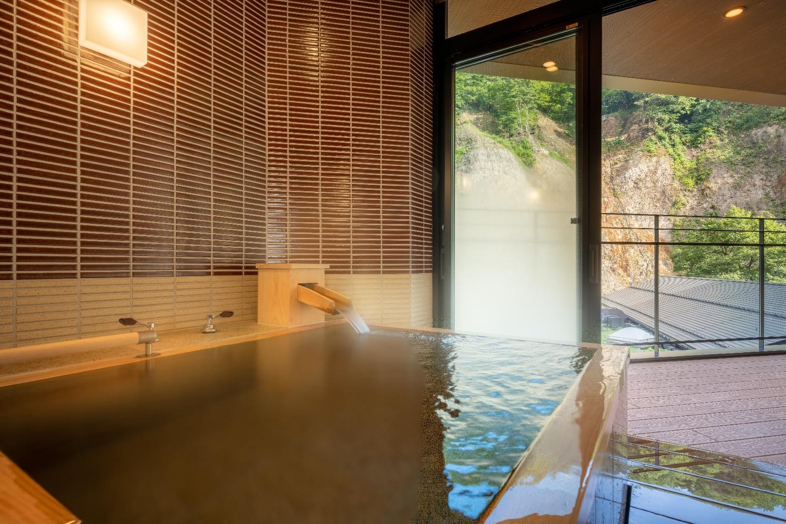 [Shisuitei] Universal Suite (semi-open-air bath image)