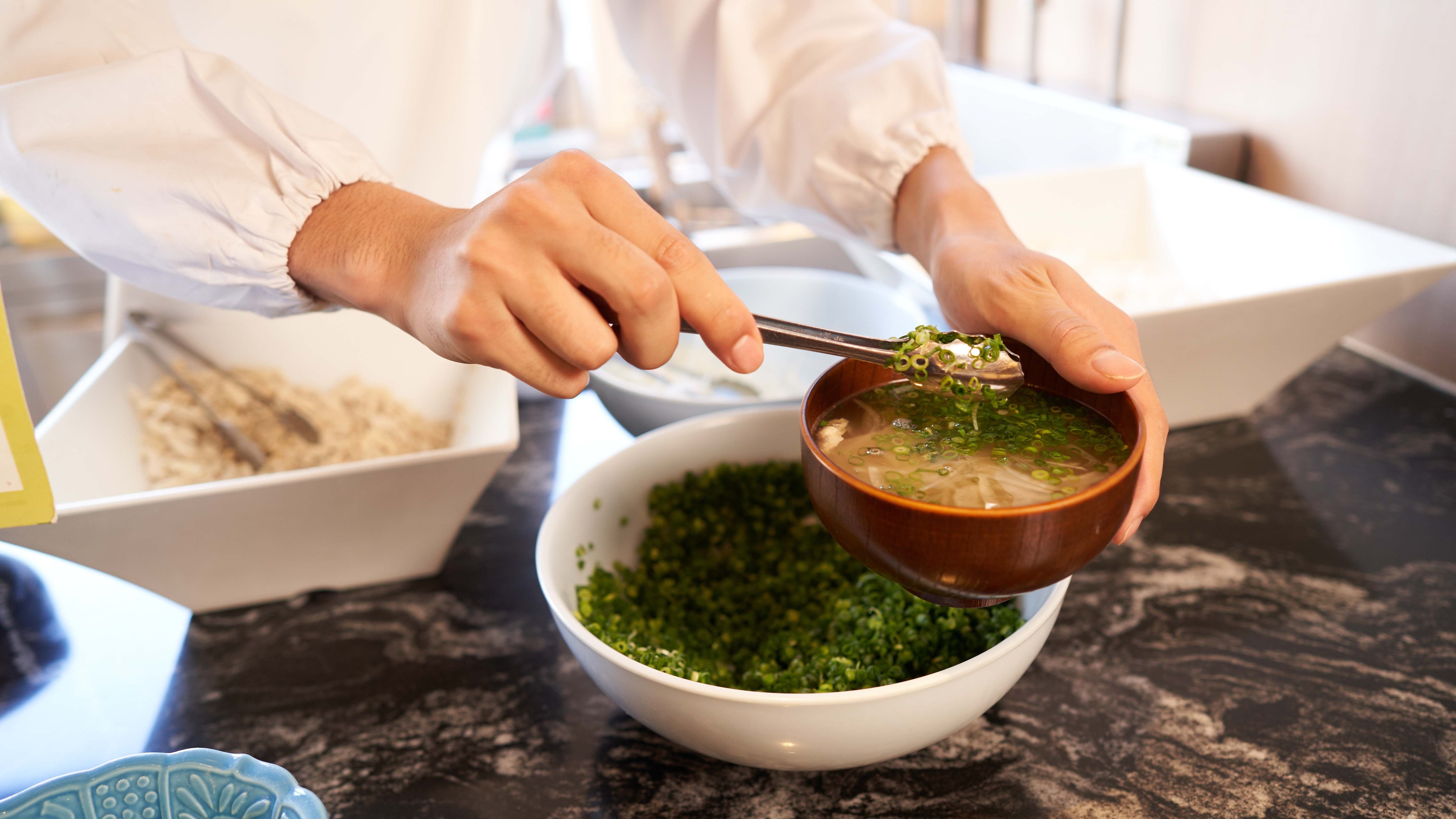 Enjoy authentic pho and other dishes in the morning (image) [Breakfast buffet]