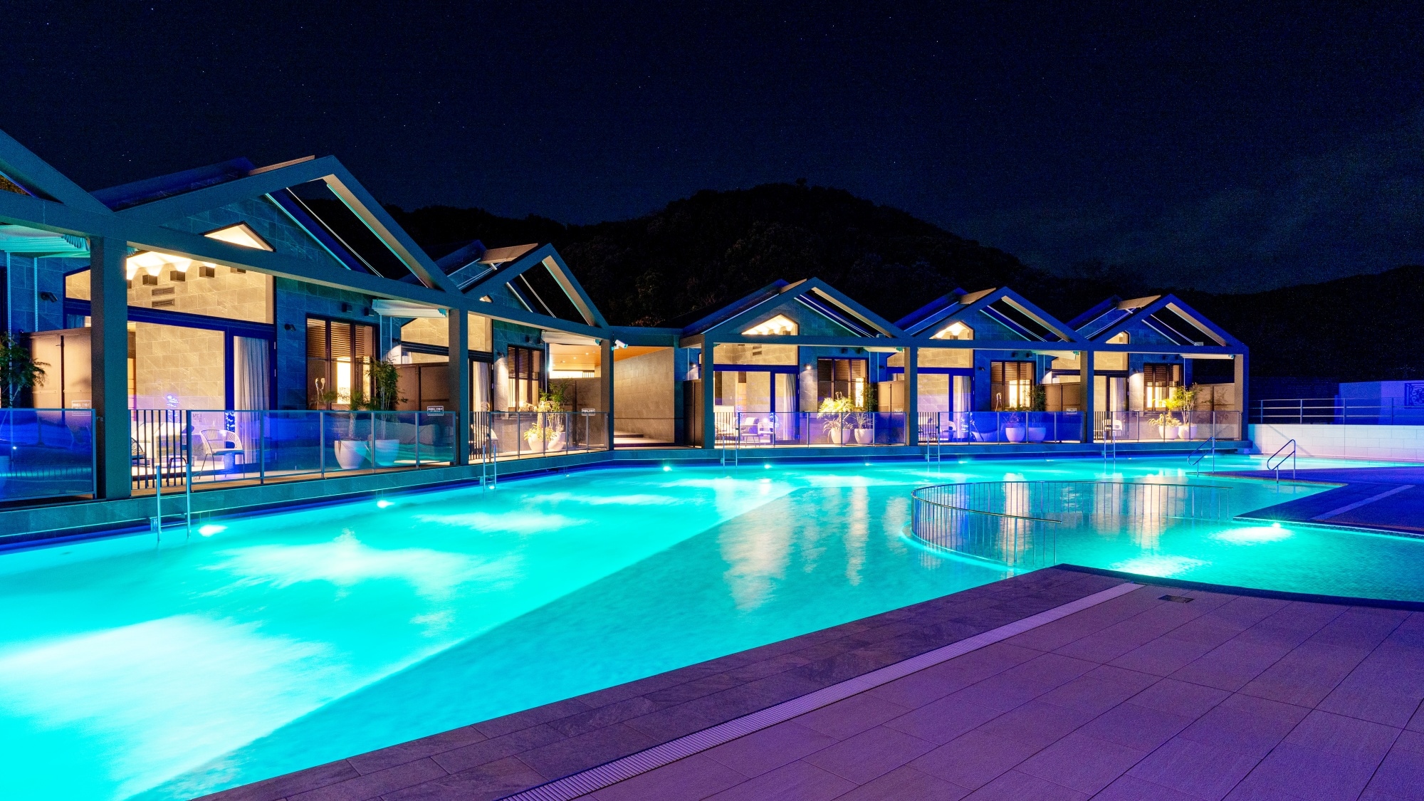 [Pool] This is the first hot spring heated pool in Nanki Shirahama.