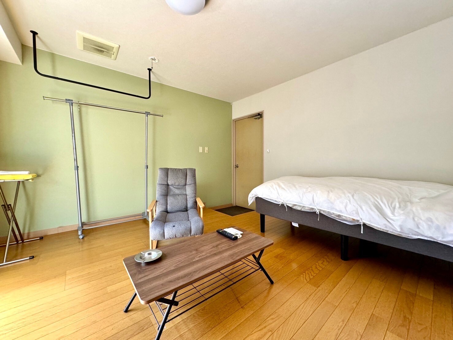 Kamar bergaya barat, 7,5 tikar tatami, lantai kayu