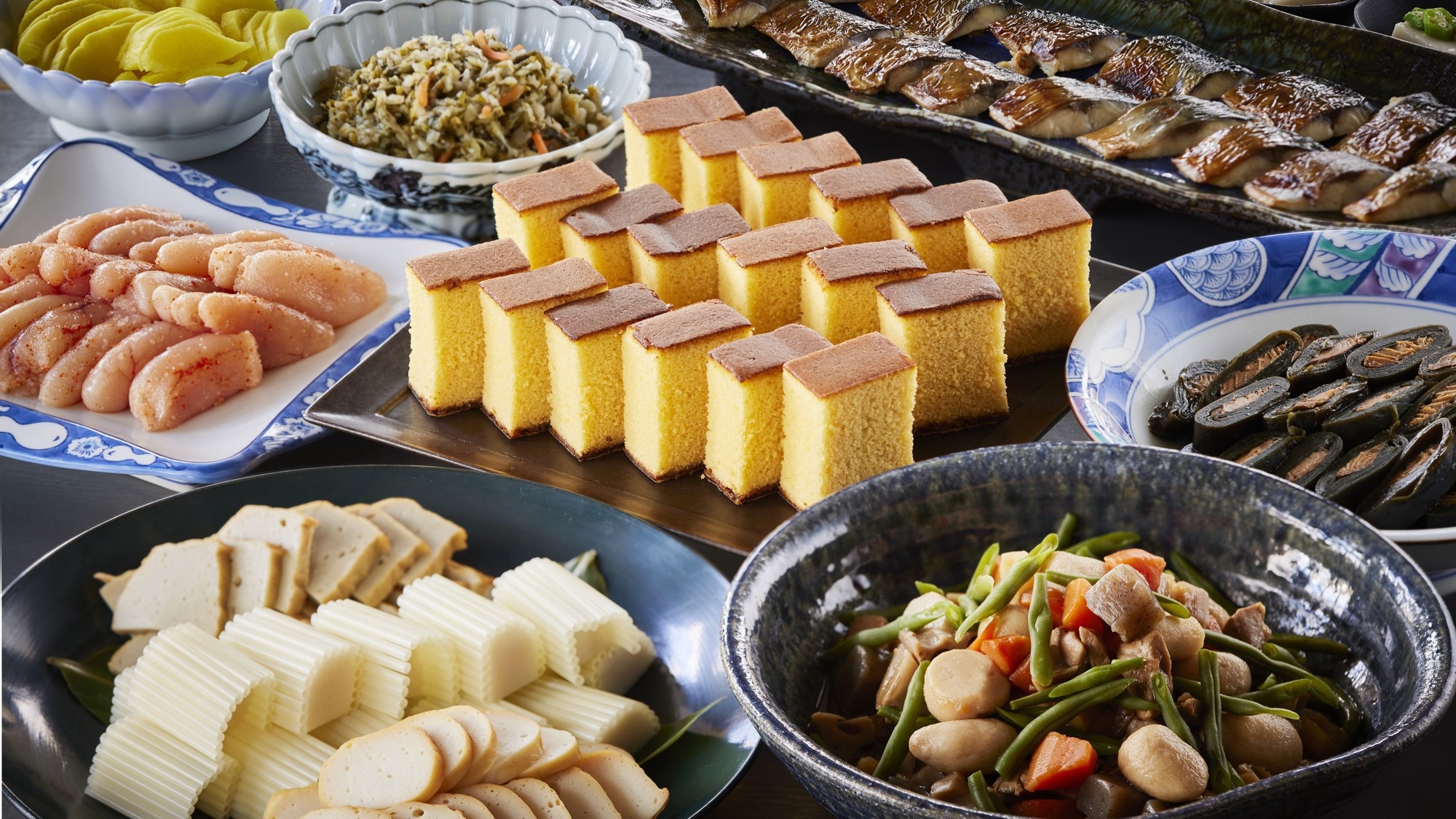 [Sarapan] Makanan khas daerah seperti "Kawauchi Subo" yang dibuat dengan ikan dari perairan lepas pantai Nagasaki dan kue castella