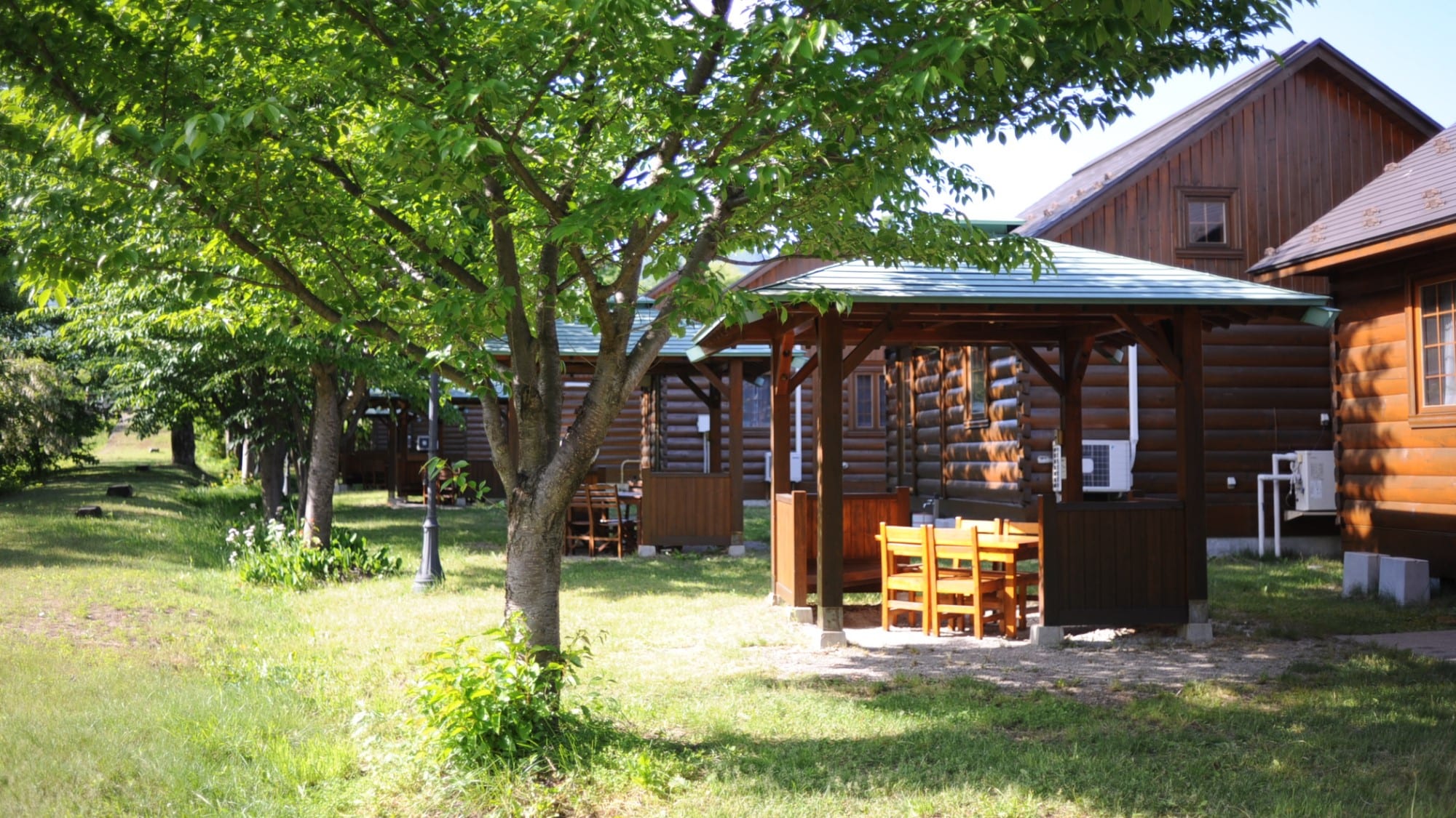 [河邊小屋] 夏日阿祖瑪亞