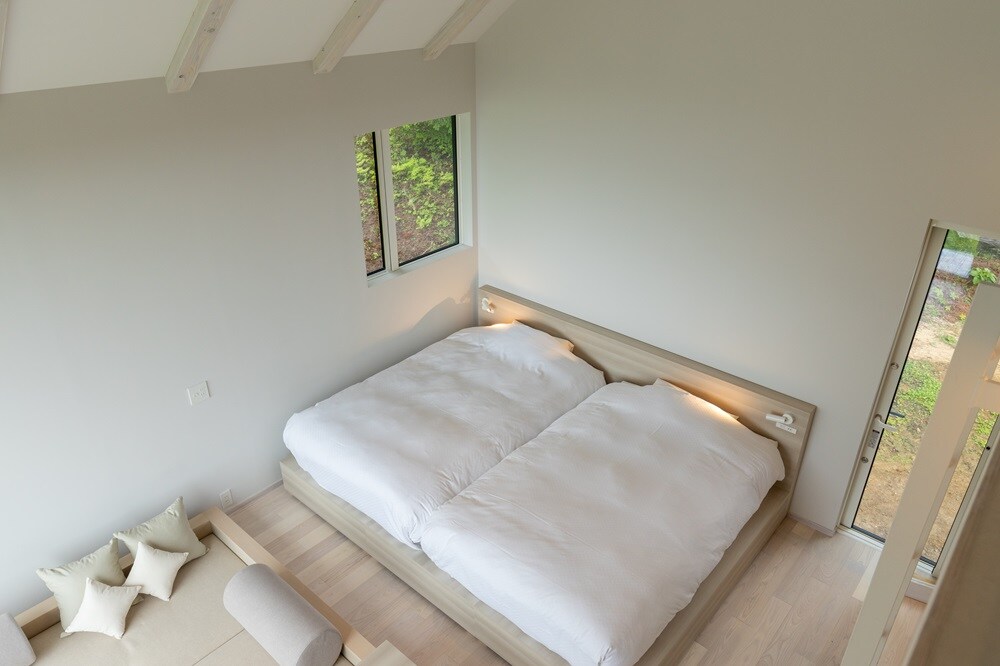 Kamosu Mori Villa Bed Main