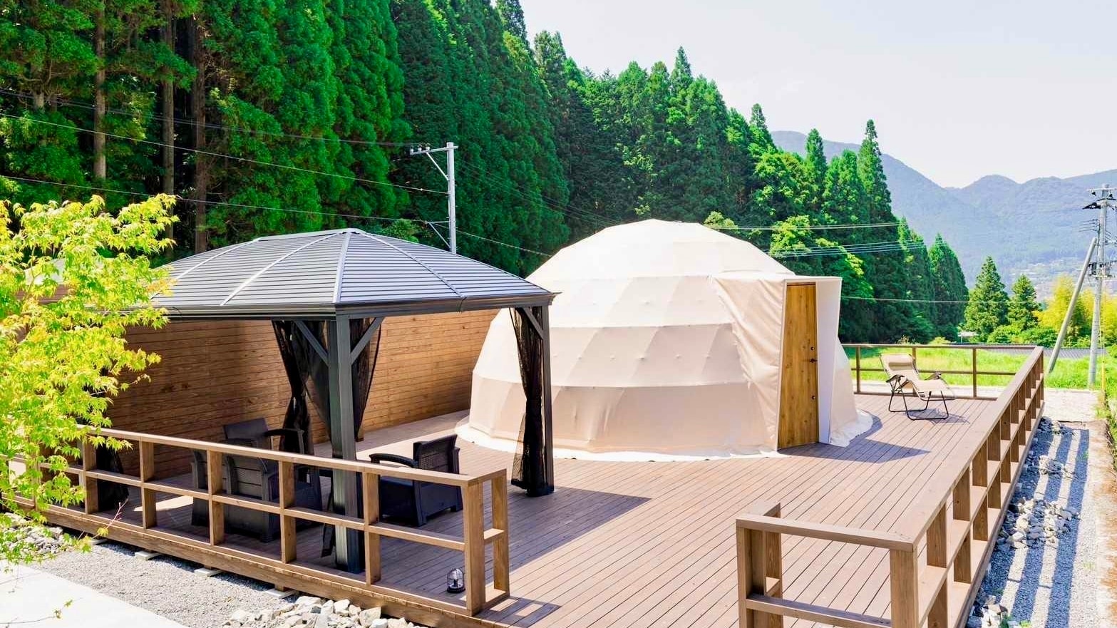 เต็นท์โดม ``5'' พร้อมอ่างอาบน้ำกลางแจ้งส่วนตัว เตียงคู่ & ครั้ง;3