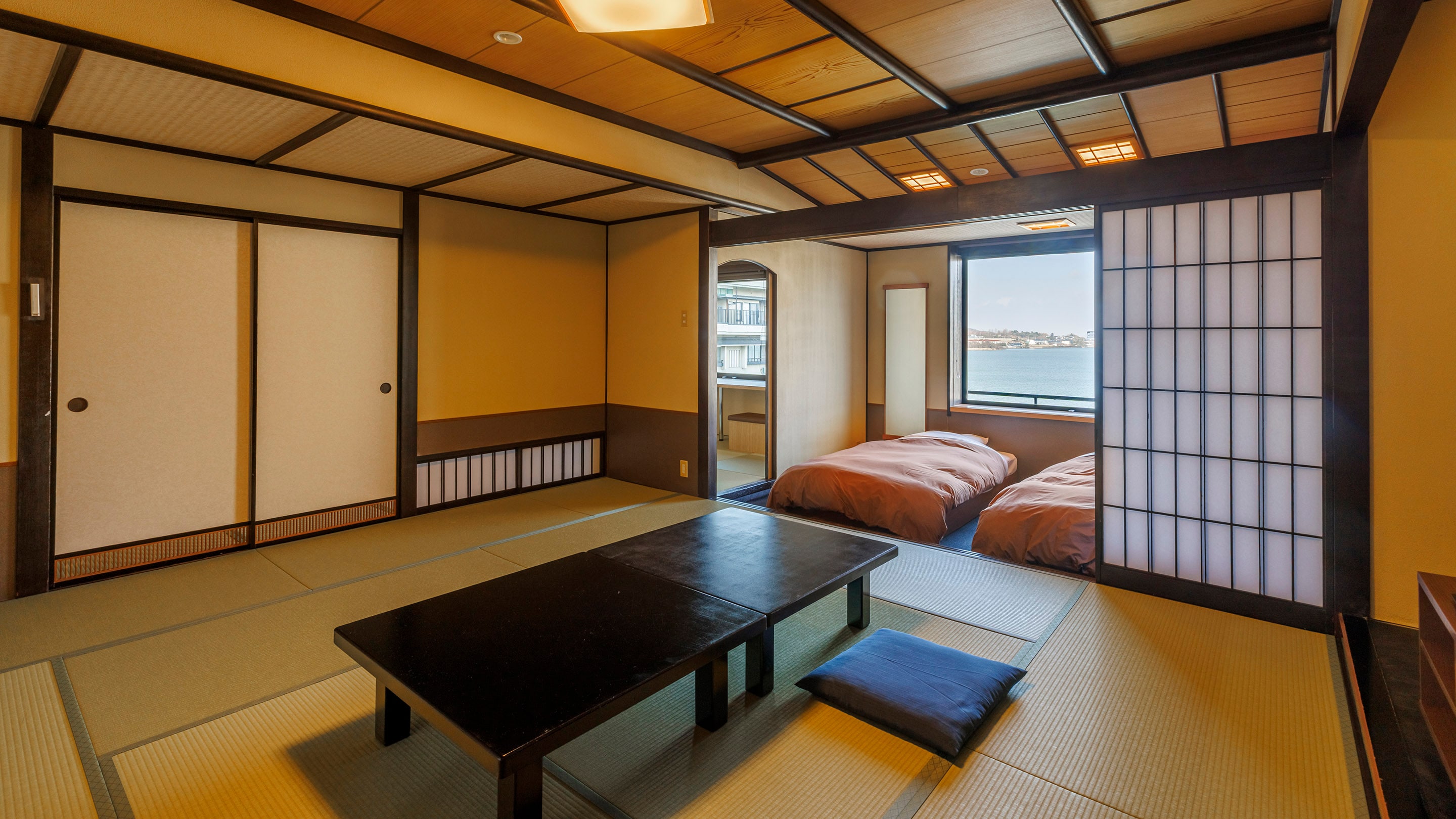 Superior Japanese-Western style twin room *Example of guest room