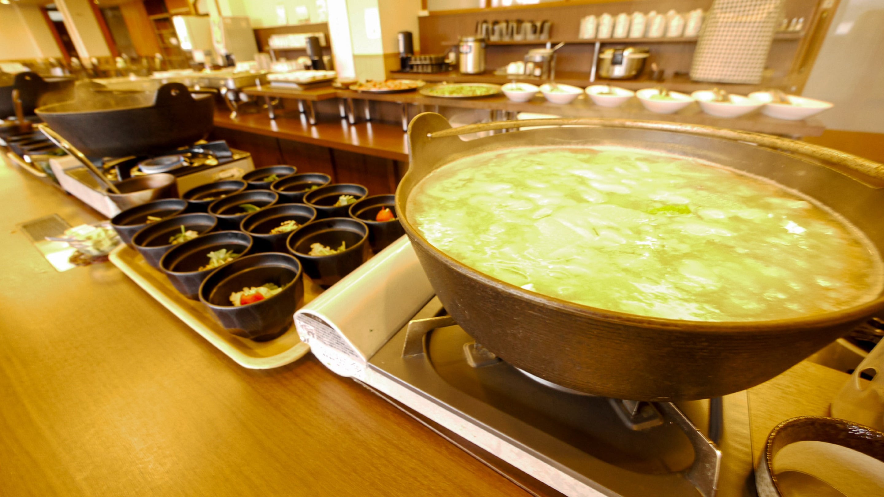 Buffet Dinner Example (Hoto Hot Pot)